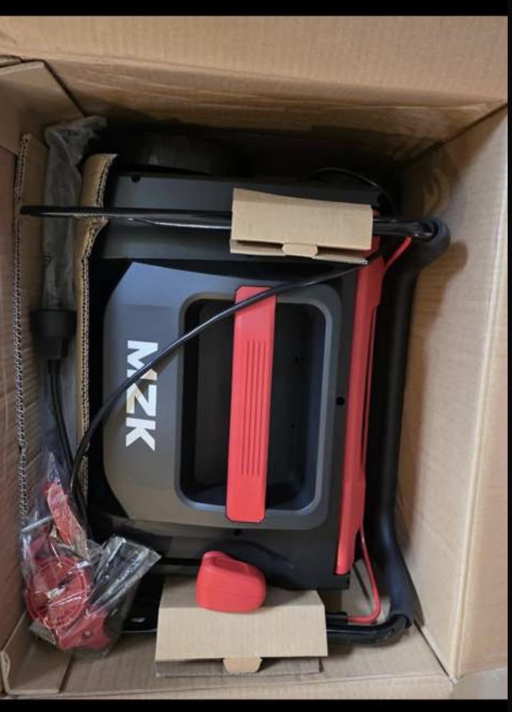 MZK 15-inch 2-in-1 Electric Dethatcher and Scarifier w/Removeable 5-Position Height Adjustment, Lawn dethatcher w/12-Gallon Thatch Collection Bag, Keep Lawn Health(RED) customer photo 1