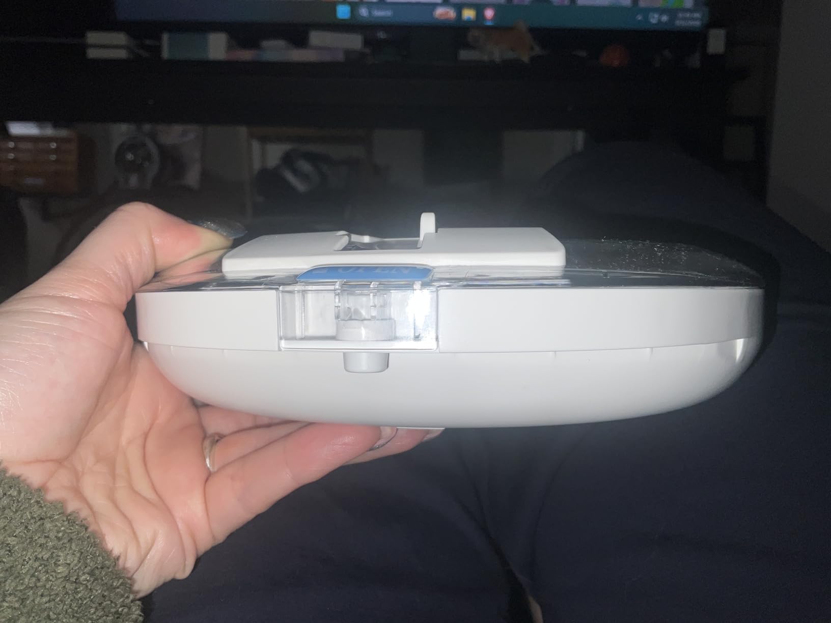 Betife 2nd Gen Automatic Pill Dispenser for Elderly with Alarm - 28 Slots, Key Locked, Alarm & Light Reminder, Mix-Proof, XL Display, 6 Dosage Rings，Easy Setup for Daily Medication customer photo 1