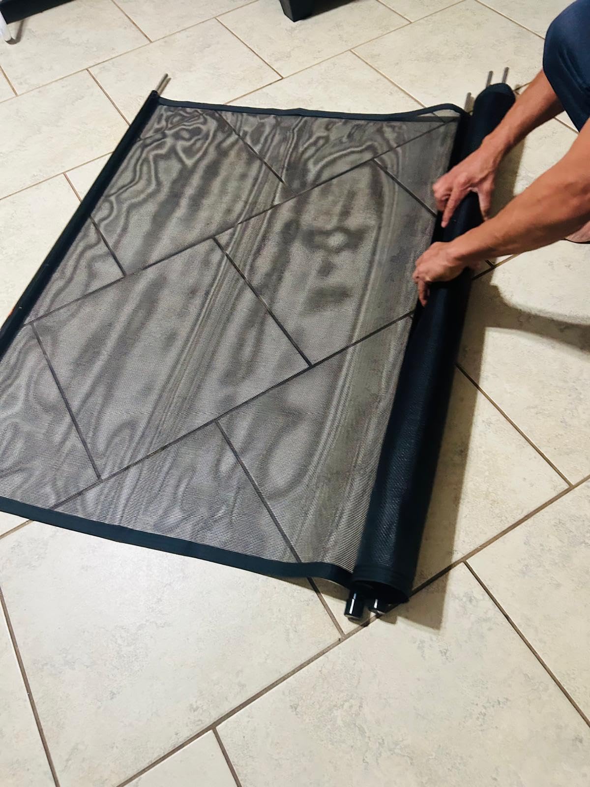 4x48FT, 350GMS Teslin Mesh Pool Safety Fence, Stainless Steel Feet, Triple Stitching Craftsmanship, Protecting Children and Pets, Black customer photo 2