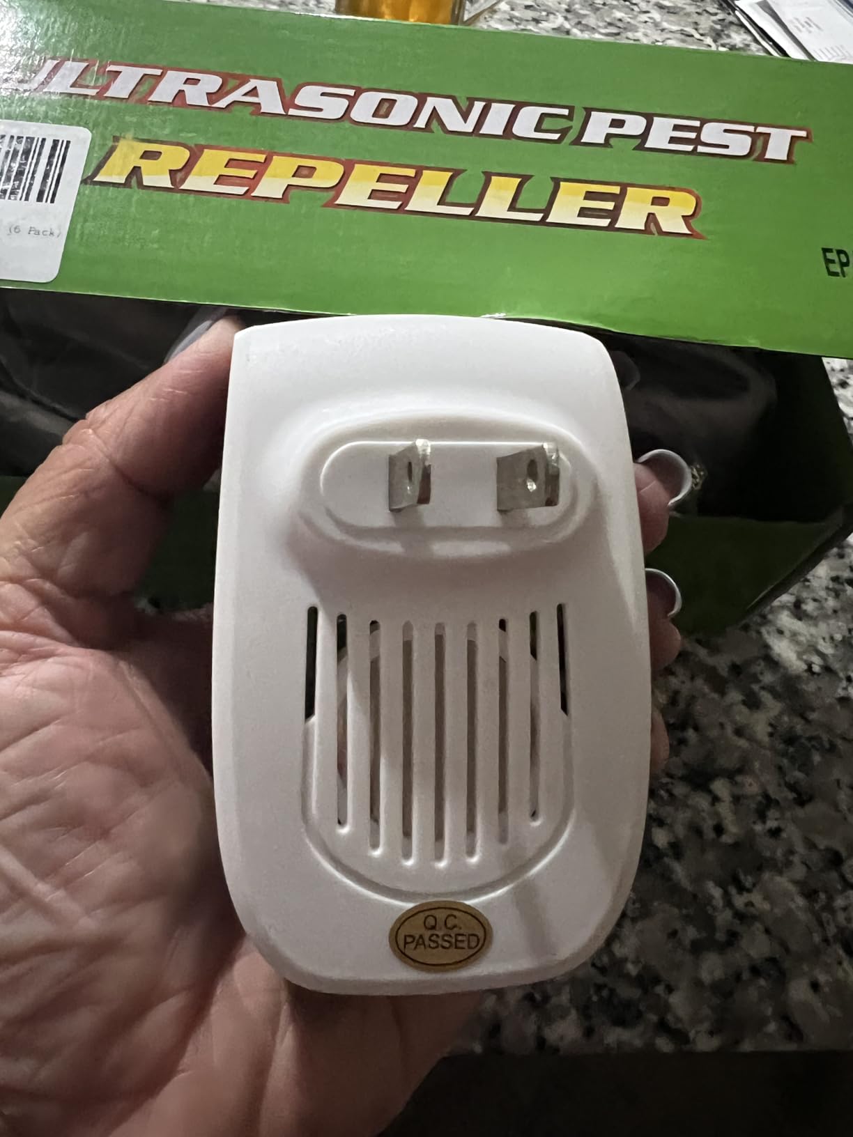 Ultrasonic Insect & Pest Repeller, Ultrasonic Mice Repellent for Insect, Roaches, Spiders, Ants, Bugs, Mosquitoes, Pest Control for House Garage RV Hotel, 6 Pack customer photo 1