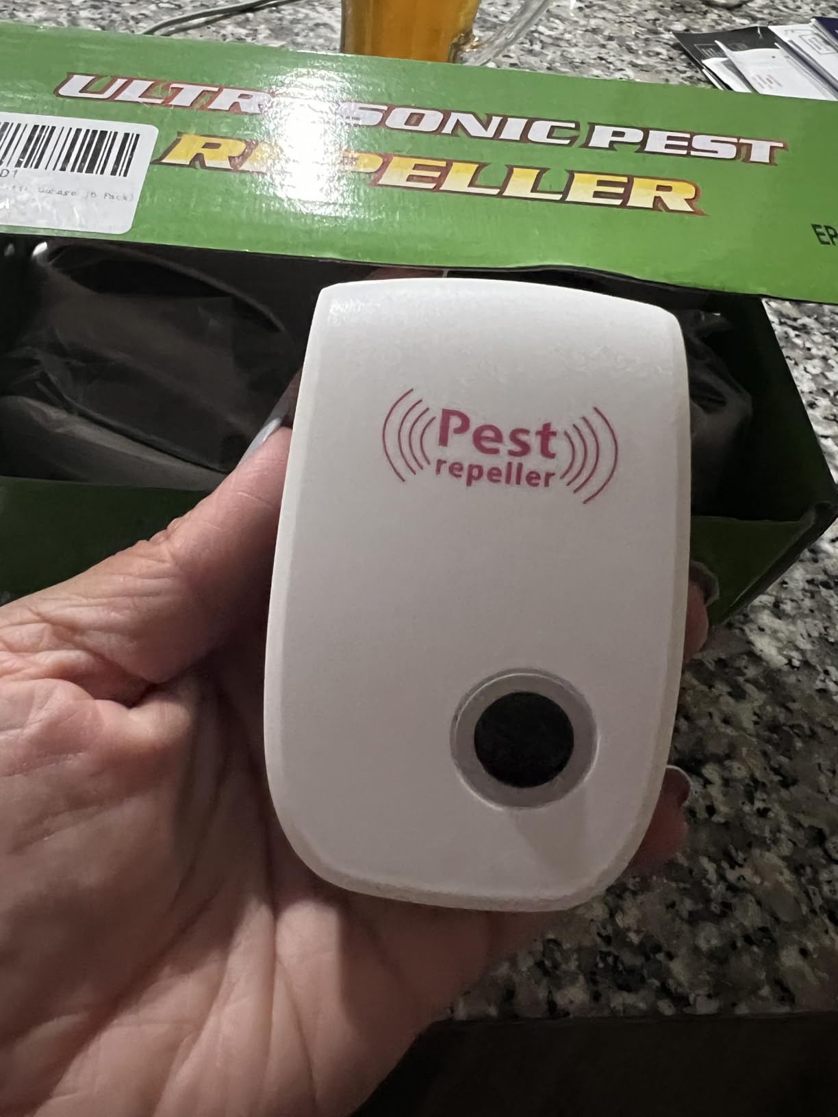 Ultrasonic Insect & Pest Repeller, Ultrasonic Mice Repellent for Insect, Roaches, Spiders, Ants, Bugs, Mosquitoes, Pest Control for House Garage RV Hotel, 6 Pack customer photo 2