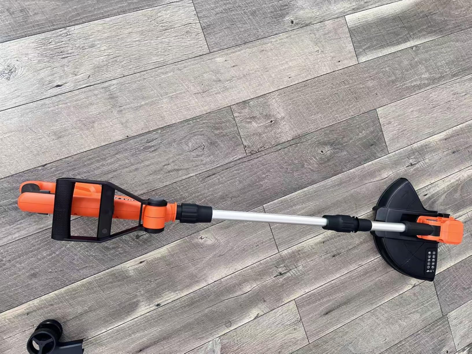VARSK 12 Inch 20V Cordless Weed Wacker with Automatic Line Feed, 2 in 1 String Trimmer and Edger, Includes 2 X 2.0Ah Batteries/1 X Charger/6 X Replacement Spools, Weed Eater for Lawn, Garden, etc customer photo 1