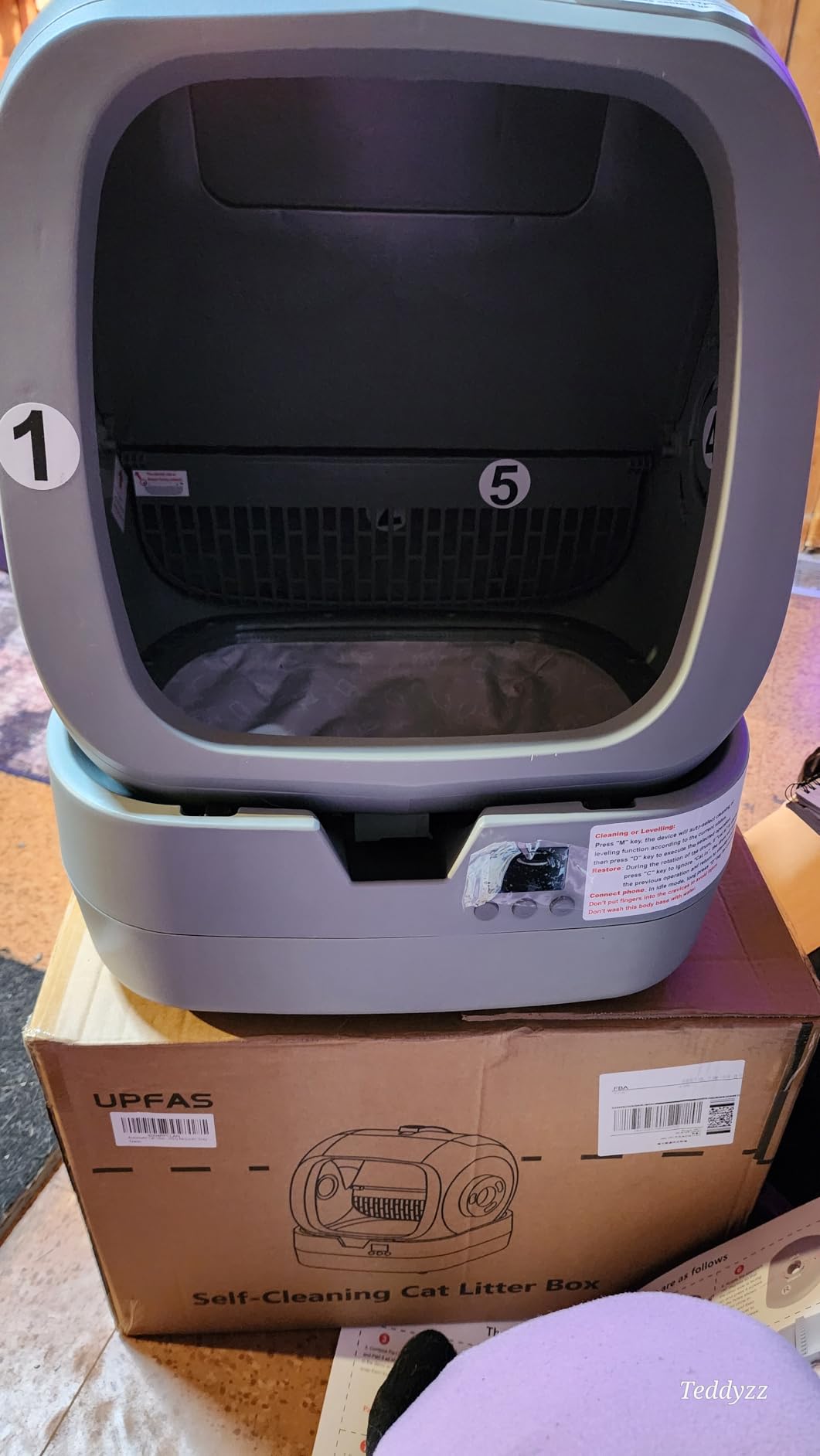 UPFAS Automatic Cat Litter Box Self Cleaning - APP Control - Weight Monitoring - Ultra-Quiet, Medium Cats and Kittens Litter Box, Safe Anti-Pinch【Assembly Required】- Grey customer photo 2