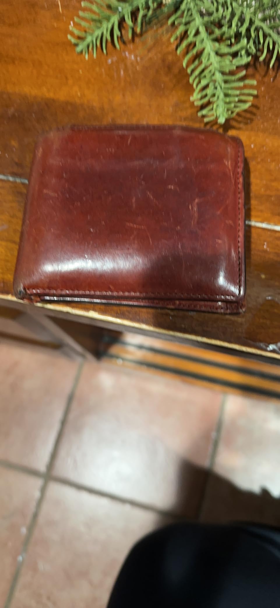 Men's Old Leather Bifold Wallet with ID Window and Card Slots - Italian Leather, Durable and Stylish, Black customer photo 2