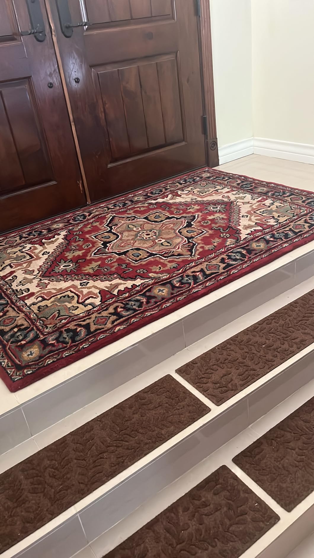 SAFAVIEH Area Rug 5x8 - Heritage Collection - Red, Handmade Wool, Traditional Oriental Medallion Design, Ideal for Living Room, Bedroom, Dining Space (HG625A) customer photo 1