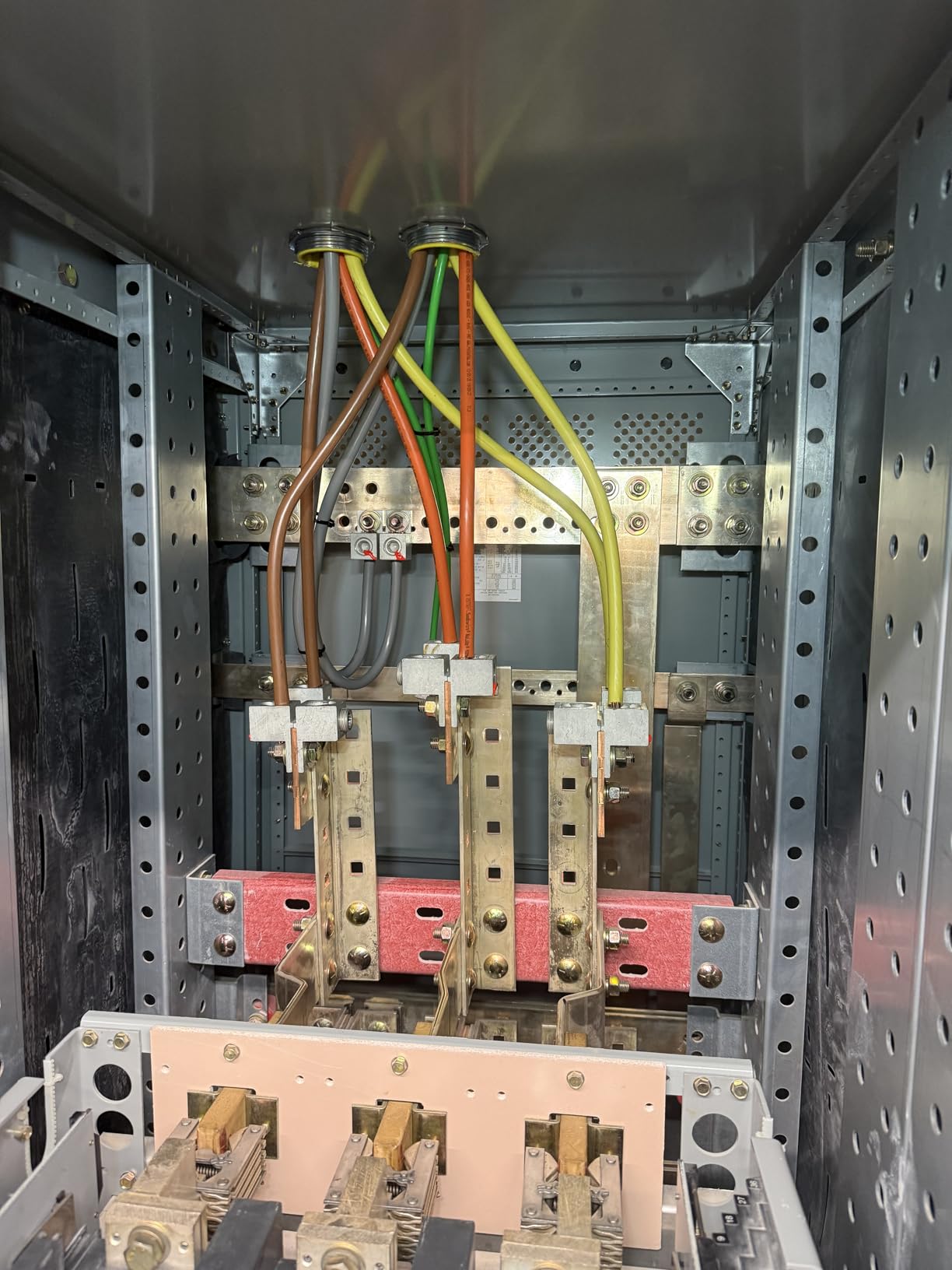 Fluke 1503 Insulation Tester customer photo 2