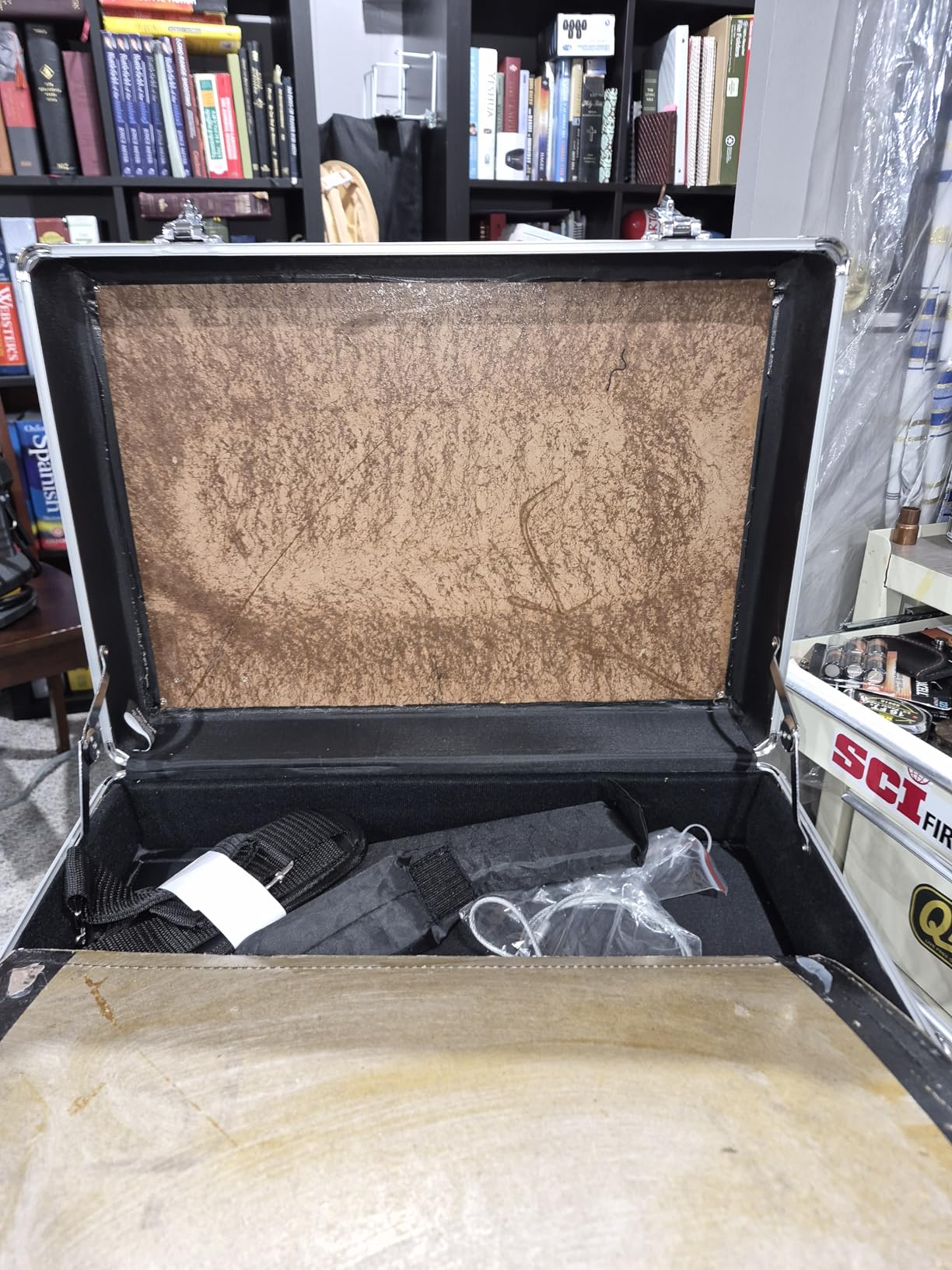 Vaultz Locking Briefcase - 18 x 14.25 x 5 Inch Combination Lock Hard Laptop Case w/Strap - Briefcases for Men and Women - Black customer photo 1