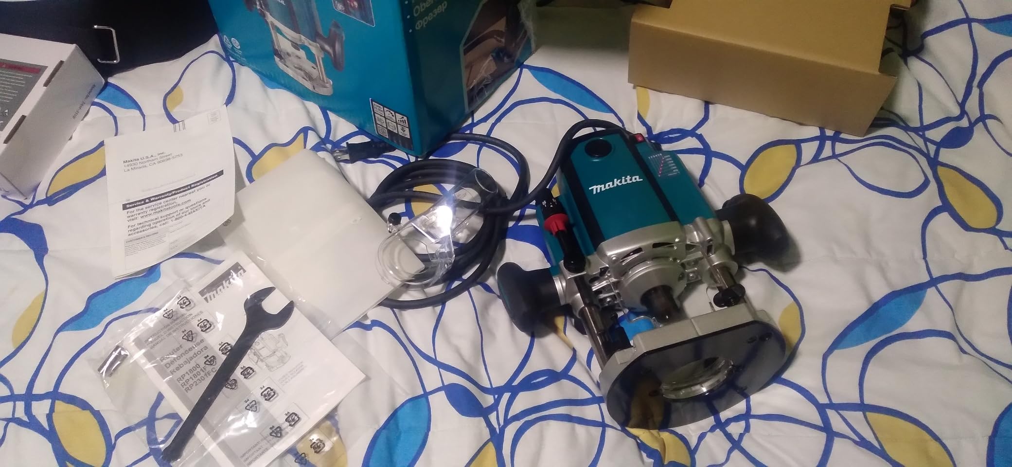 Makita RP2301FC 3-1/4 HP Plunge Router, with Variable Speed customer photo 1