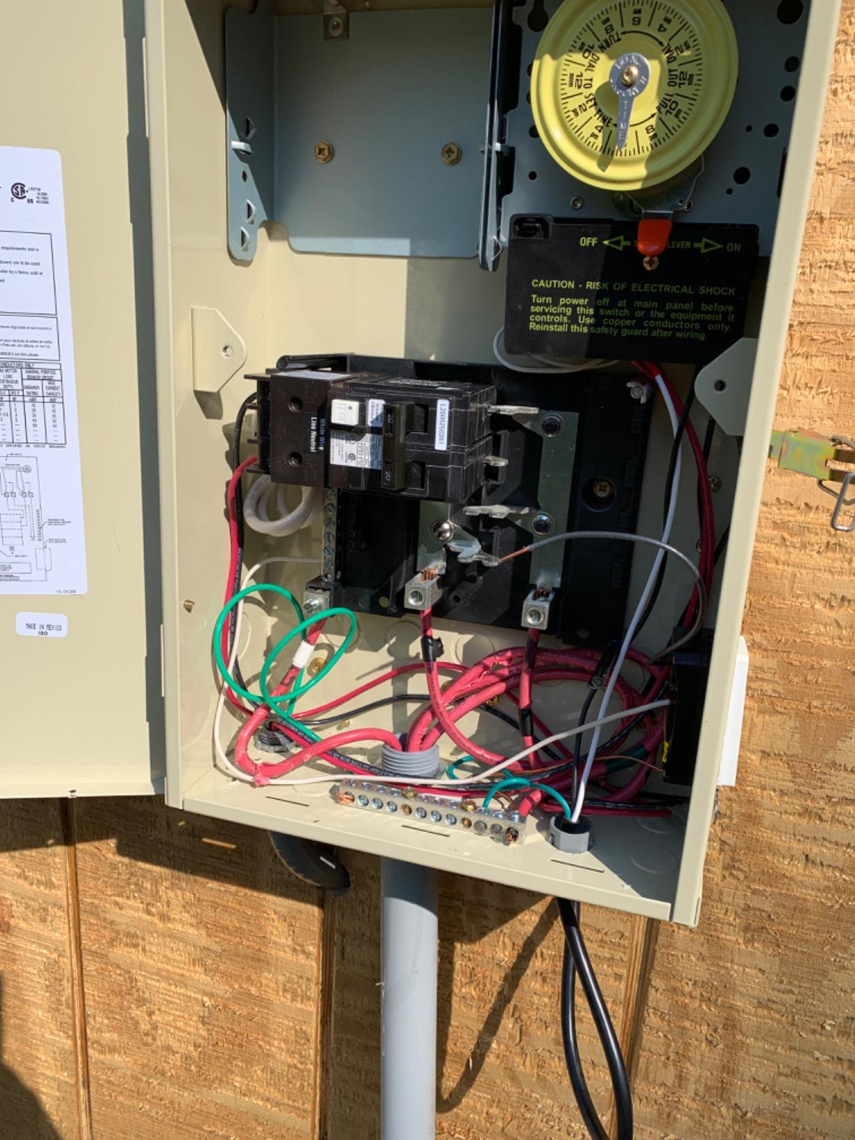 Intermatic T30004R Pool/Spa Control Panel - 100 Amp Load Center with T104M Mechanism and 8-Breaker Spaces customer photo 1