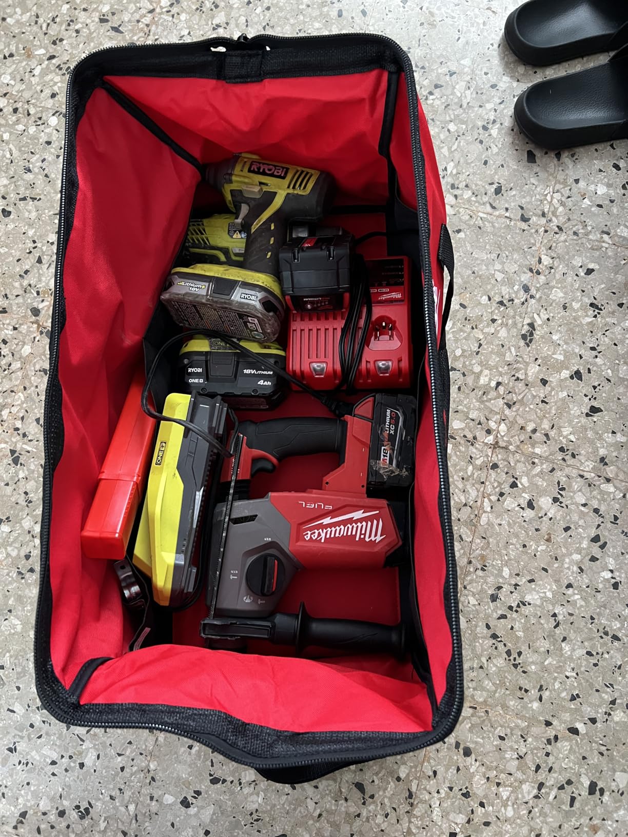 Milwaukee 17 Inch Heavy Duty Canvas Tool Bag with 6 Interior Pockets, Reinforced Bottom, and Strap Ring (Shoulder Strap Not Included) customer photo 1