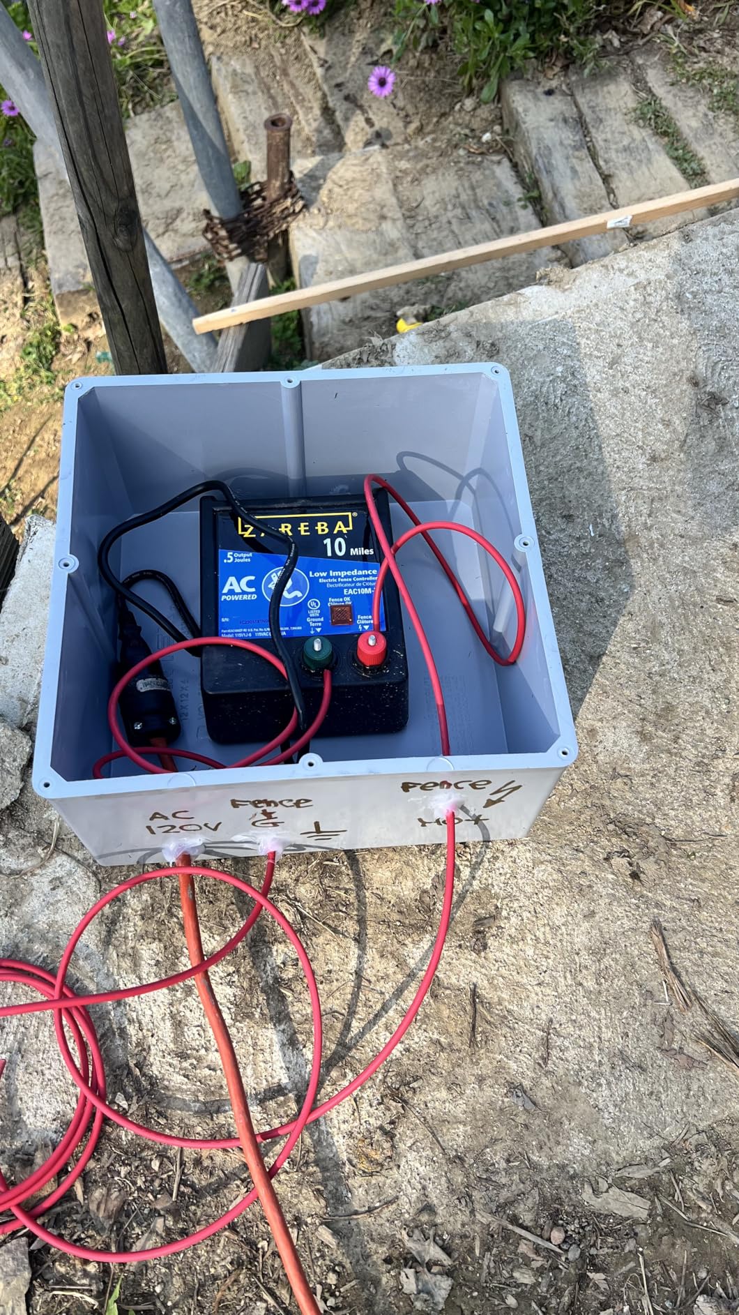 Zareba 10 Mile AC Powered Low Impedance Electric Fence Charger - 0.5 Joule Output, Plug-In Electric Fence Energizer for Cattle, Horses, Pigs, Goats, Livestock, Temporary Cattle Fence Charger, EAC10M-Z customer photo 2