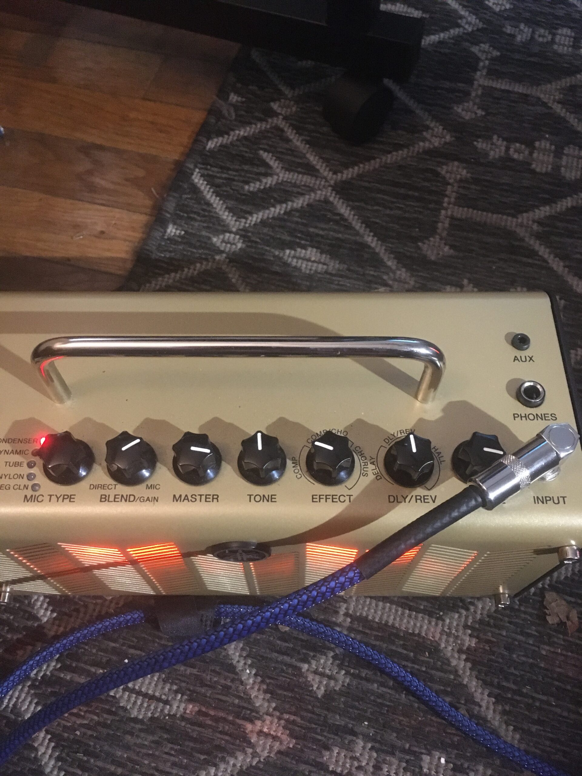 THR5 10-Watt Desktop Guitar Combo Amp customer photo 1