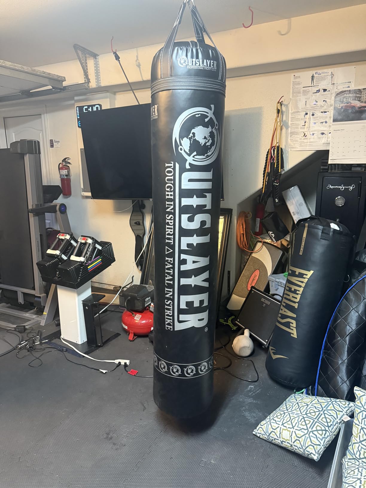 Outslayer Muay Thai Kickboxing Heavy Punching Bag - 6ft 130 lb - Made in USA customer photo 1