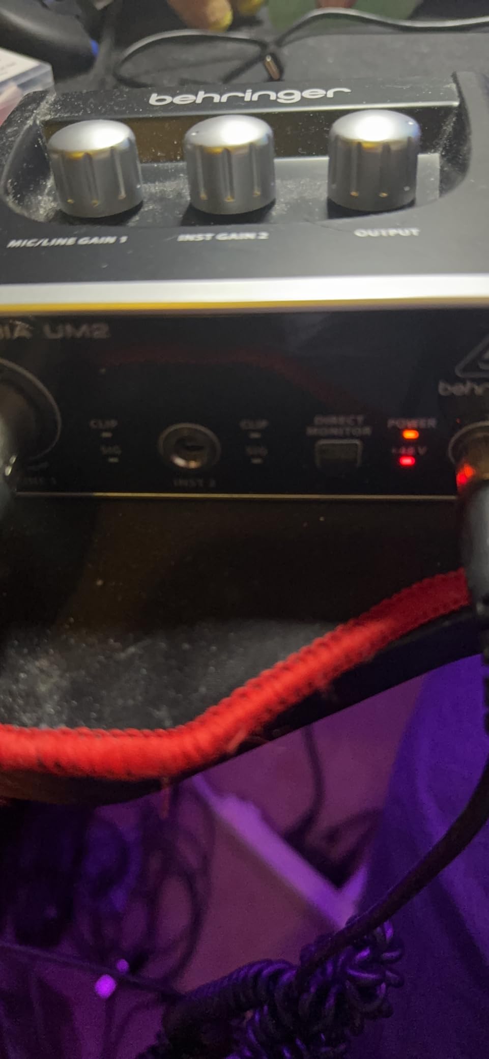 Behringer U-PHORIA UM2 Audiophile 2x2 USB Audio Interface with XENYX Mic Preamplifier | for Recording Microphones and Instruments customer photo 2