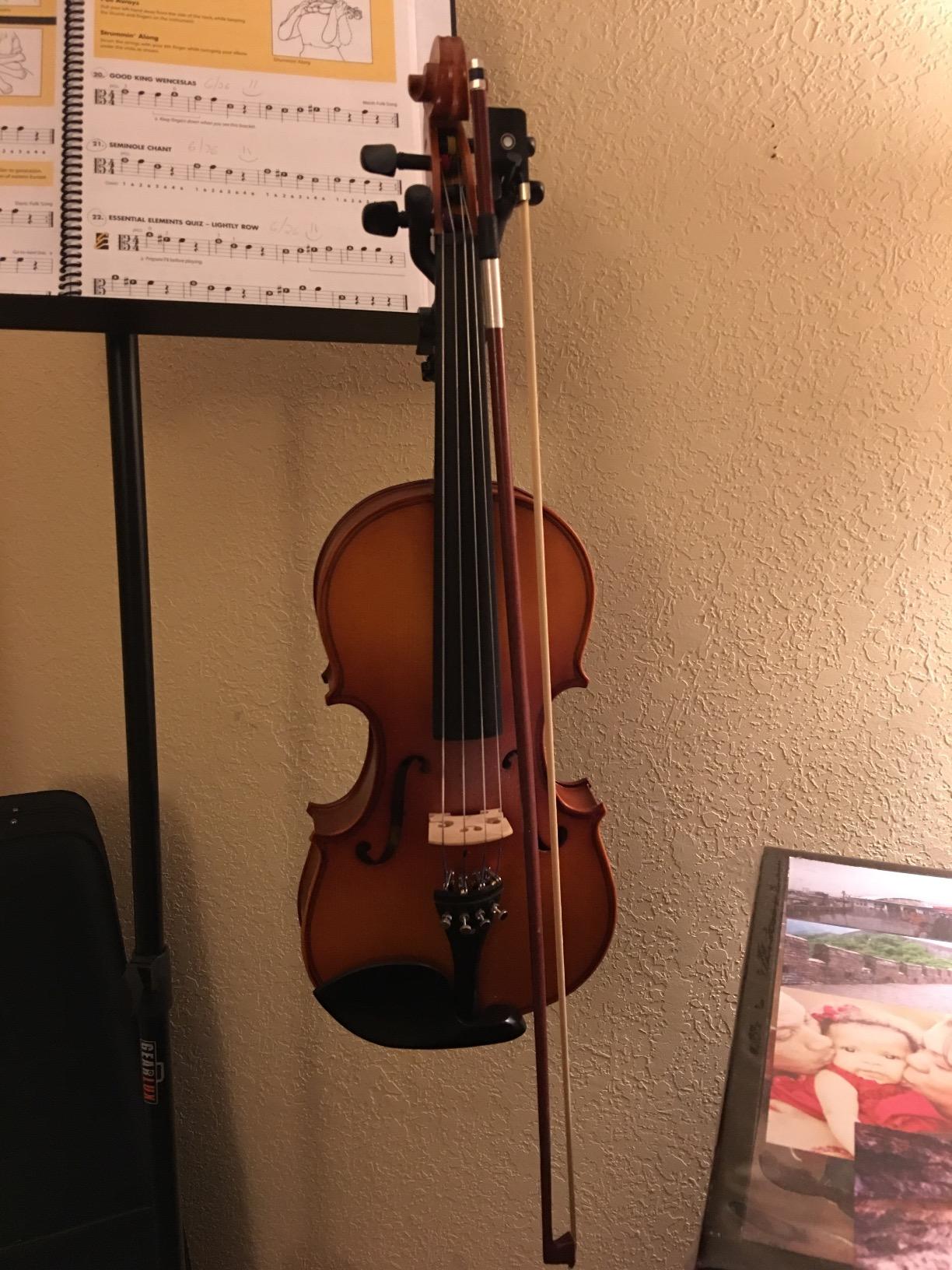 Cecilio Solid Wood Viola 16 Inch Viola Full Size, Professional Handcrafted Acoustic Viola with Ebony Fittings, D'Addario Prelude Strings, Antique Satin Finish customer photo 2
