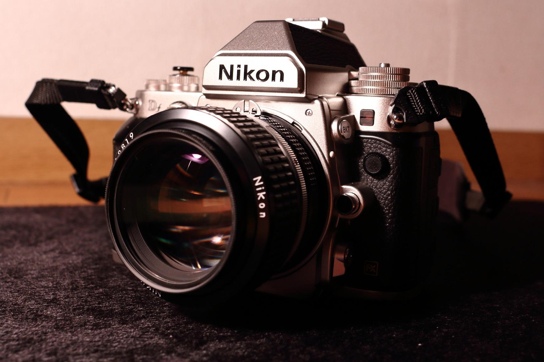 Nikon Df 16.2 MP CMOS FX-Format Digital SLR Camera Body (Silver) customer photo 1