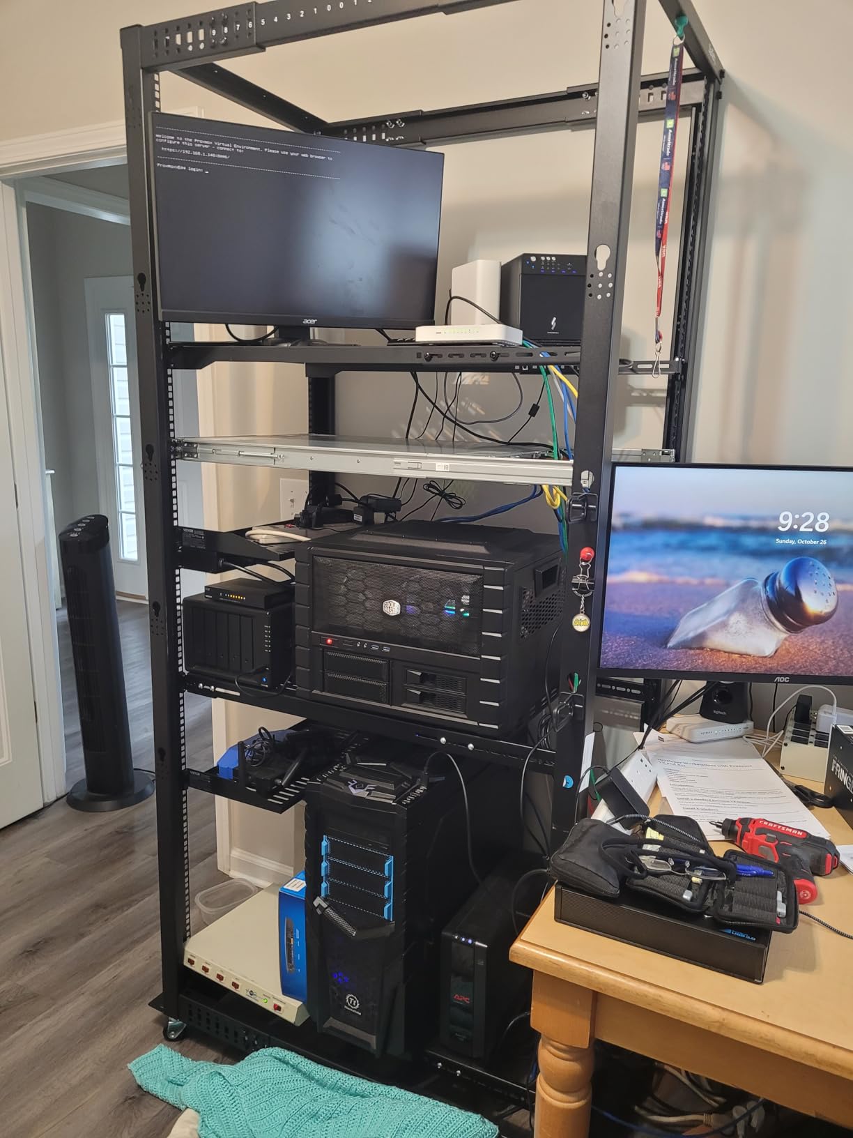StarTech 12U 4-Post Server Rack, 19in Open Frame Rack with 40in (101cm) Mounting Depth and 1200lb (544kg) Weight Capacity, Mobile or Floor Mount IT Rack customer photo 1