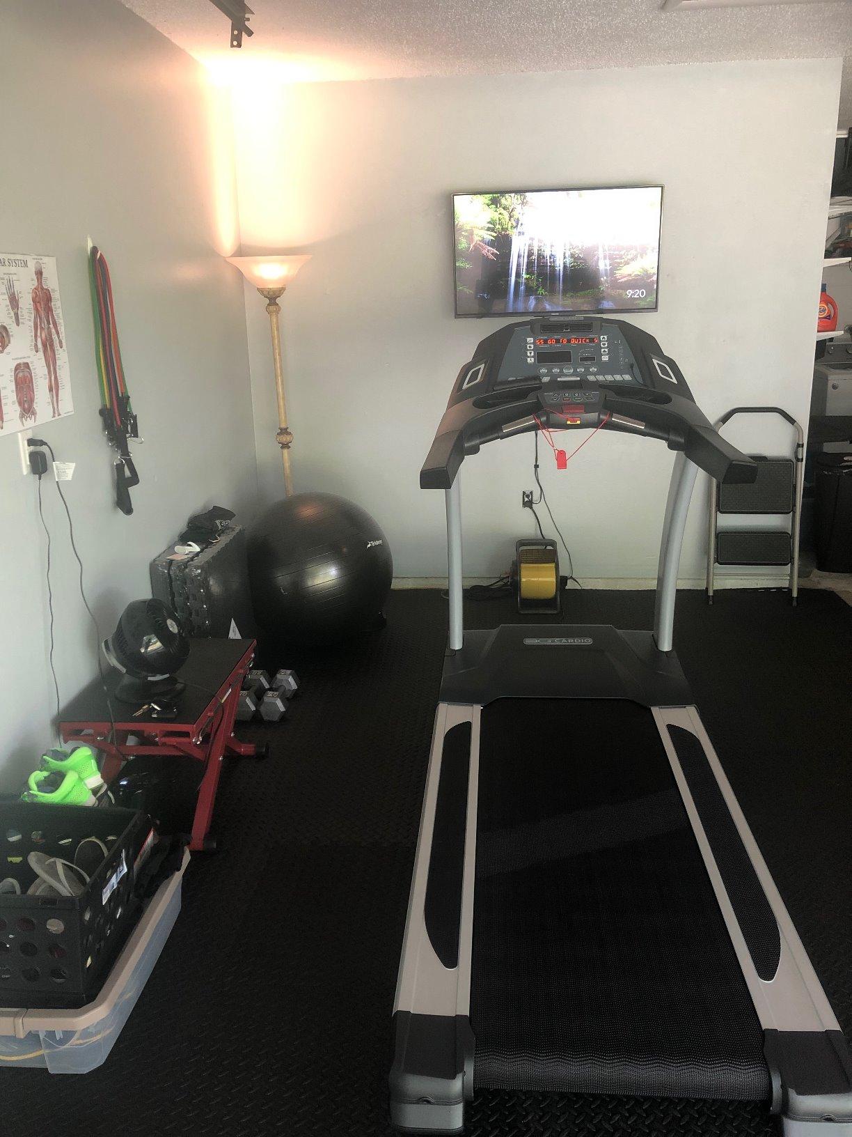 3G Cardio Elite Runner X Treadmill - Commercial Grade - 4.0 HP - Marathon Training - 400 lb Capacity customer photo 2