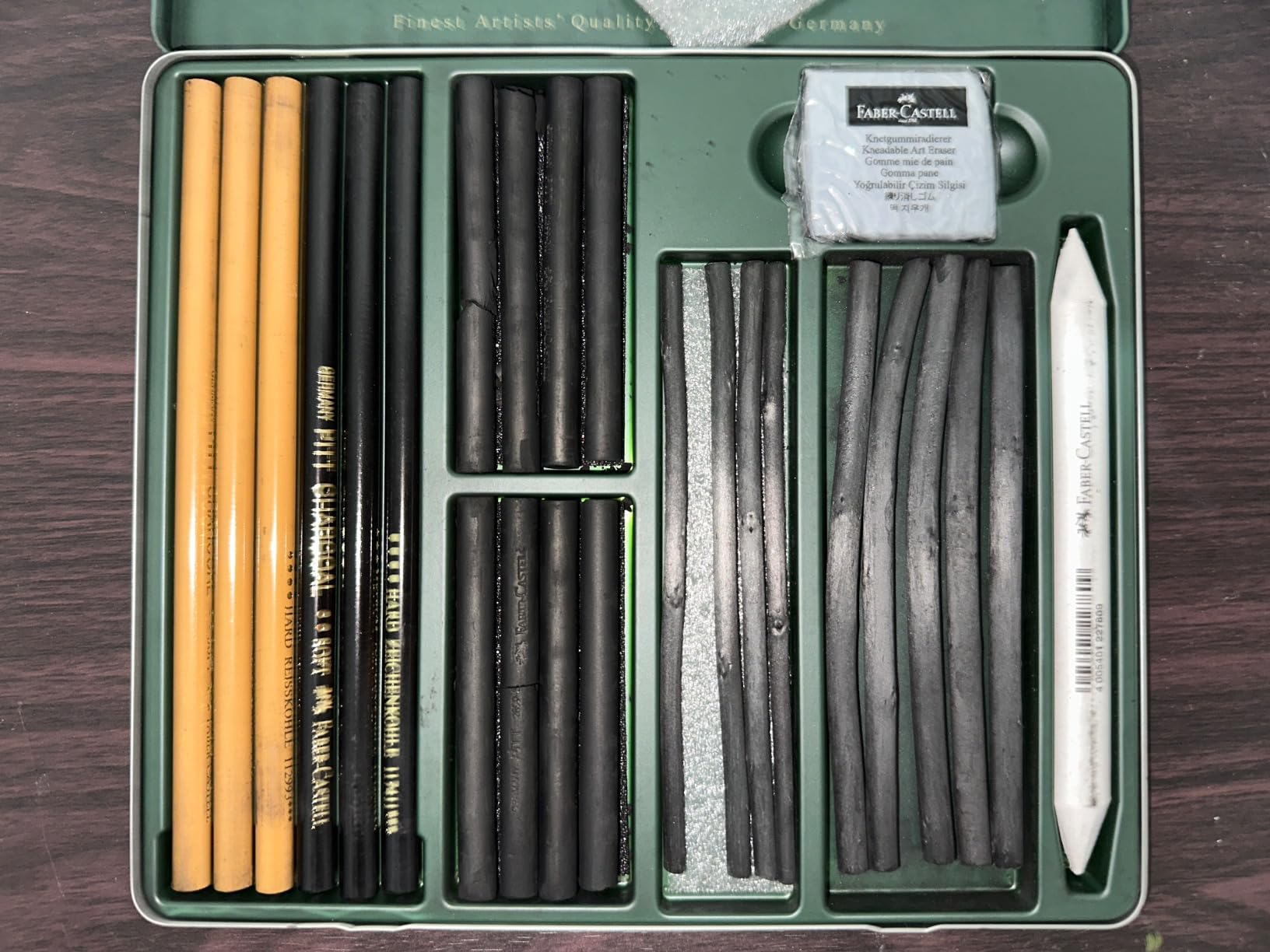 Faber-Castell 24 Piece Pitt Charcoal Set customer photo 2