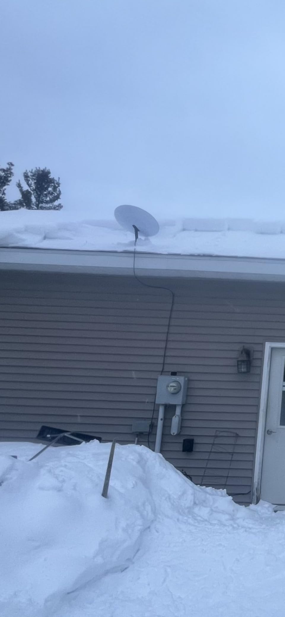 Avalanche! AVA750, Easy and Quick Snow Roof Rake for Snow Removal, Heavy-Duty Slide, Cut and Tear Resistant, Built-in Wheels Prevent Damage, Made in The USA, AVA750 customer photo 2
