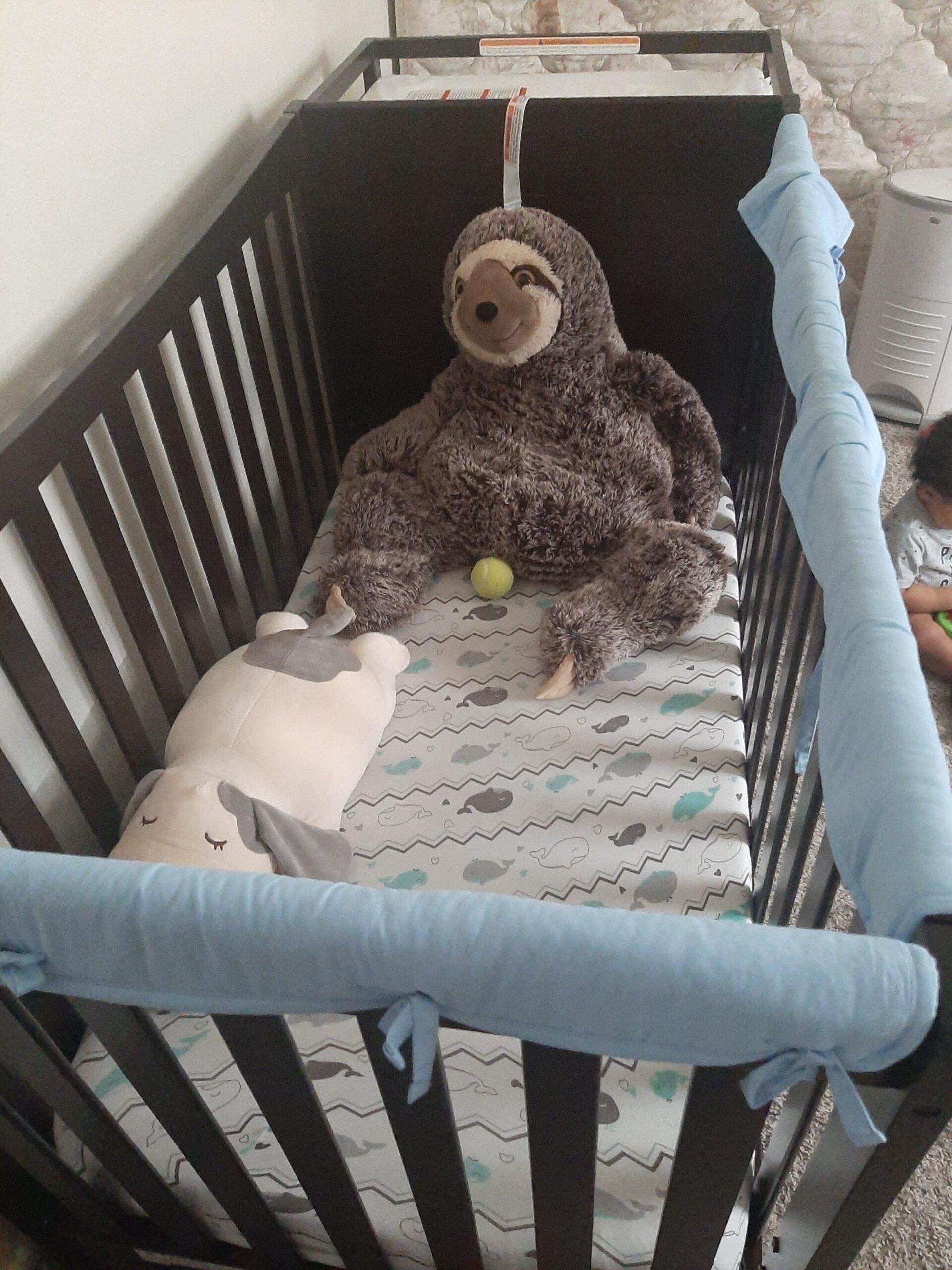 Graco Remi 4-in-1 Convertible Crib & Changer - GREENGUARD Gold Certified (Pebble Gray and White) customer photo 2