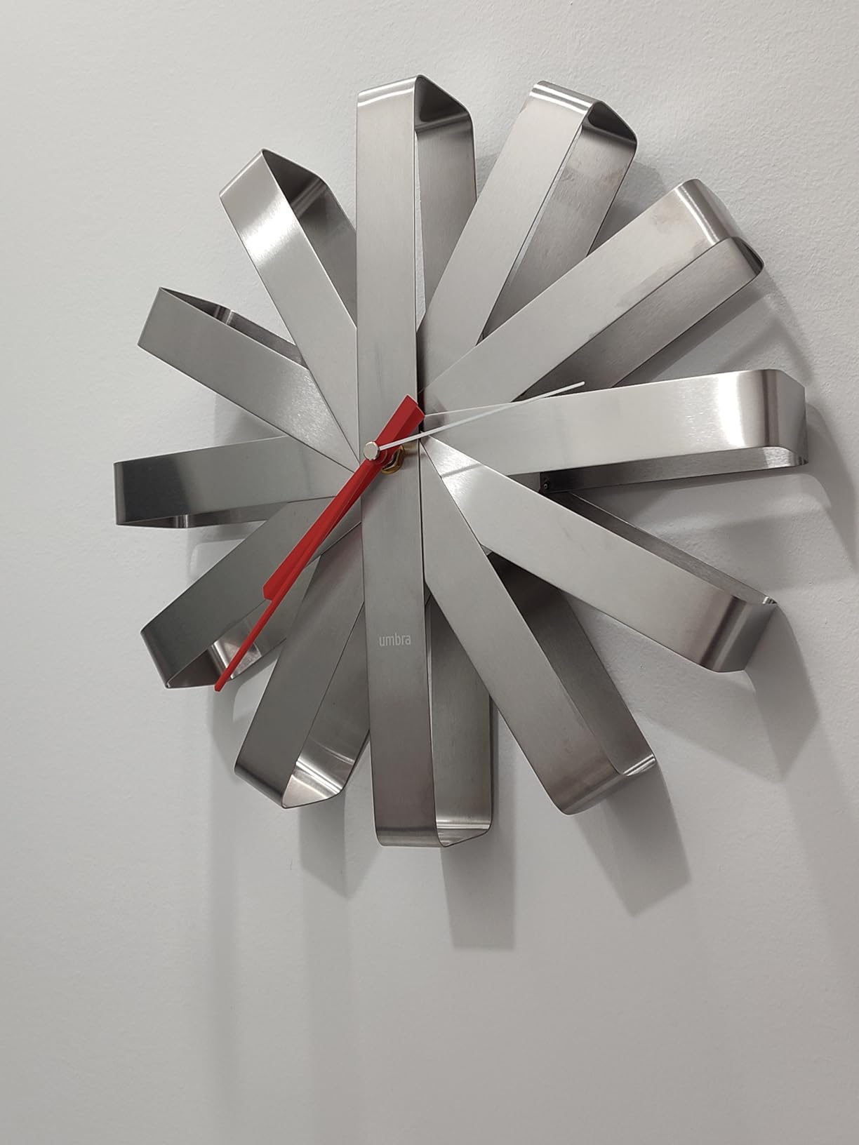 Umbra Ribbon Modern 12