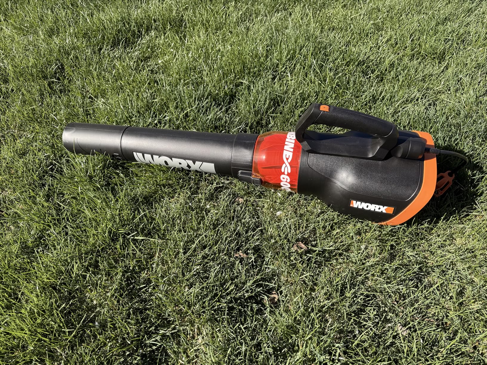 WORX 12 Amp Electric Leaf Blower, Turbine Blower for Lawn Care with 600 CFM & 2 Speed Control, Corded, WG520 customer photo 2