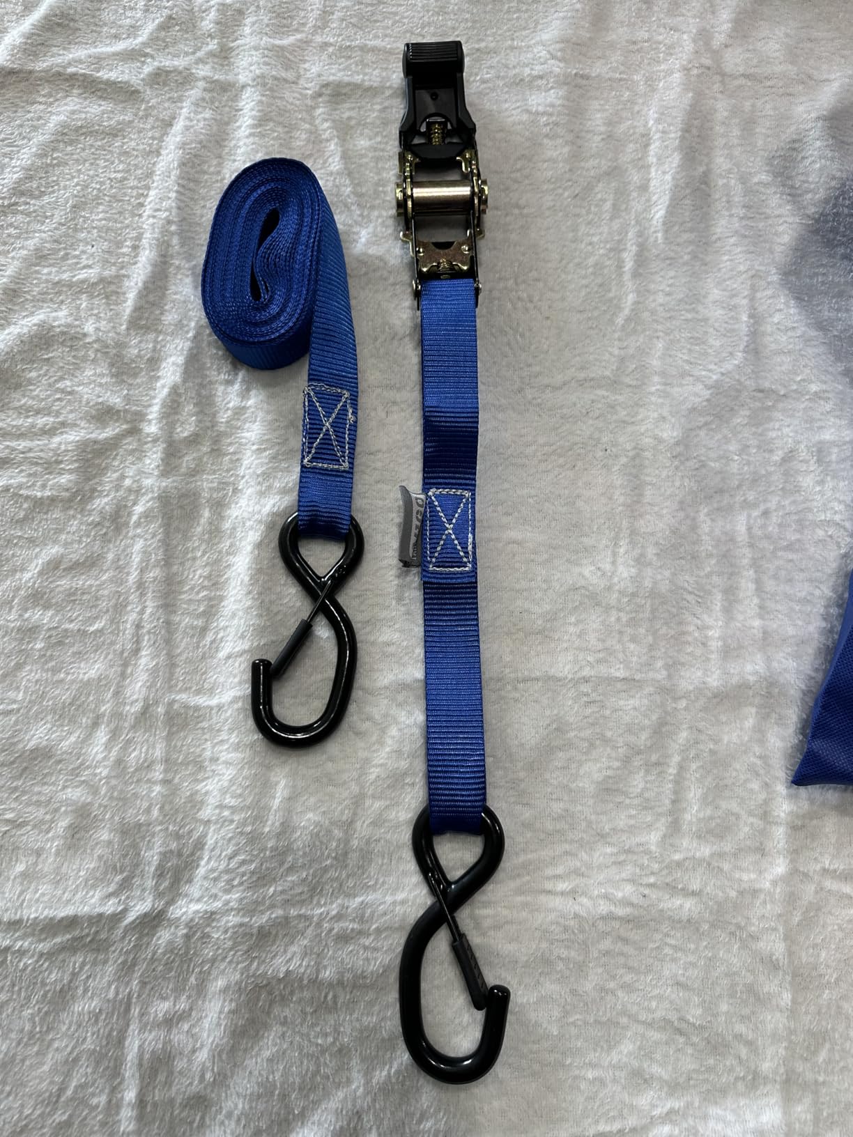 AUGO Ratchet Straps Heavy Duty 4 Pack -15 FT - 2200 LB Break Strength - with Safety Lock S Hooks - Cargo Straps for Moving, Appliances, Motorcycle - Soft Loop Tie Down Straps customer photo 1