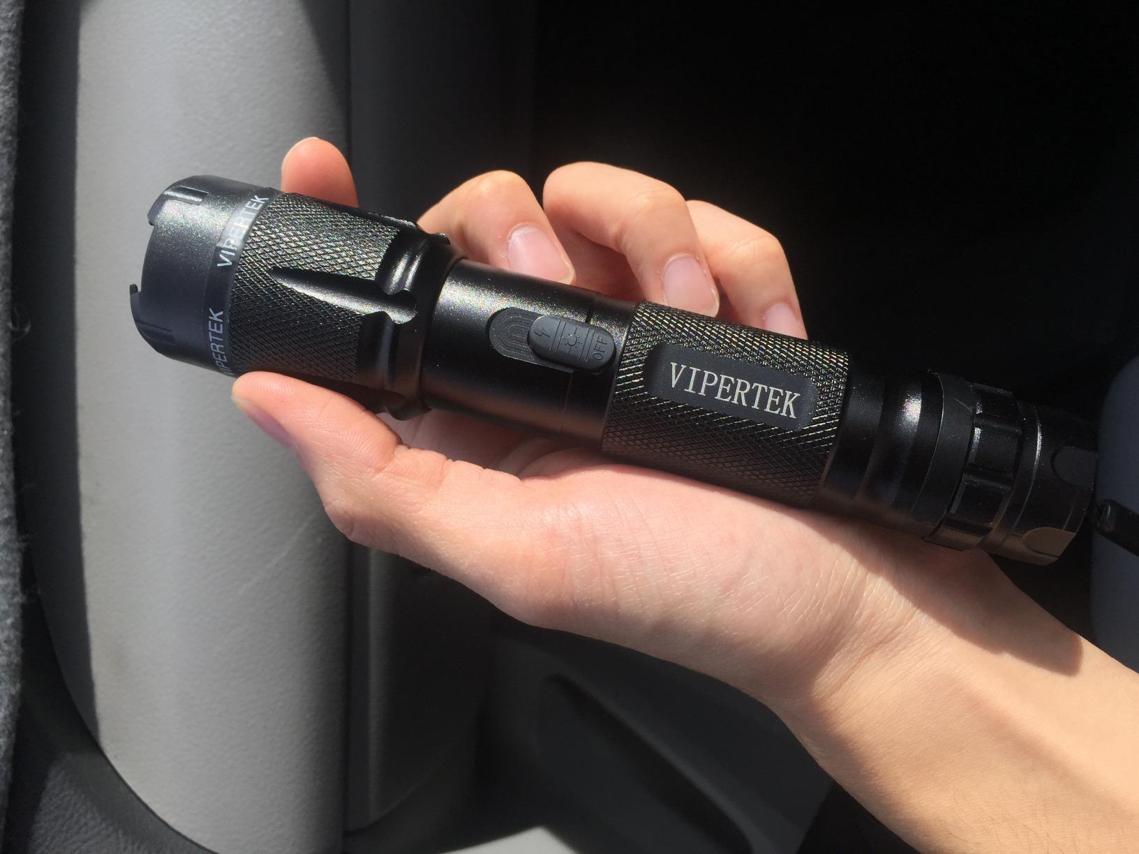 VIPERTEK VTS-T03 Aluminum Stun Gun for Self Defense Rechargeable with LED Flashlight, Black customer photo 2