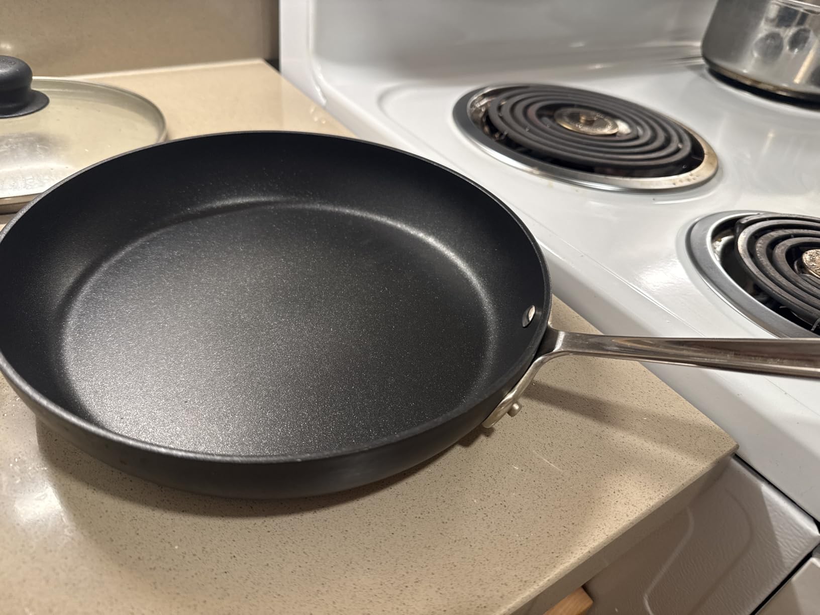 All-Clad HA1 Hard Anodized Nonstick Cookware Set 13 Piece - Induction Oven Broiler Safe 500F, Lid Safe 350F, Pots and Pans, Black customer photo 1
