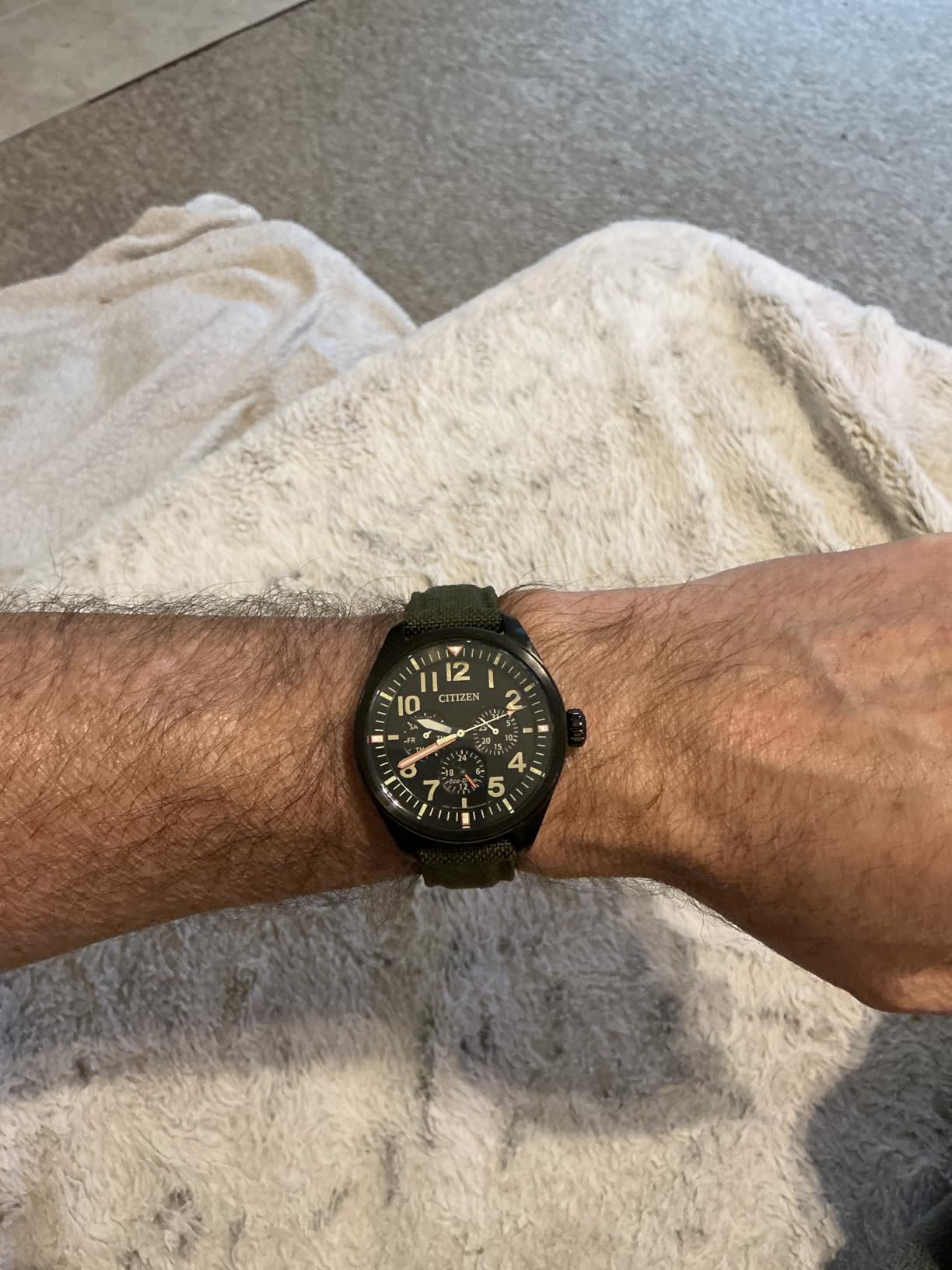 Citizen Men's Eco-Drive Weekender Garrison Field Watch, in Stainless Steel with Olive Green Nylon Strap, Black Dial (Model: BU2055-16E) customer photo 1