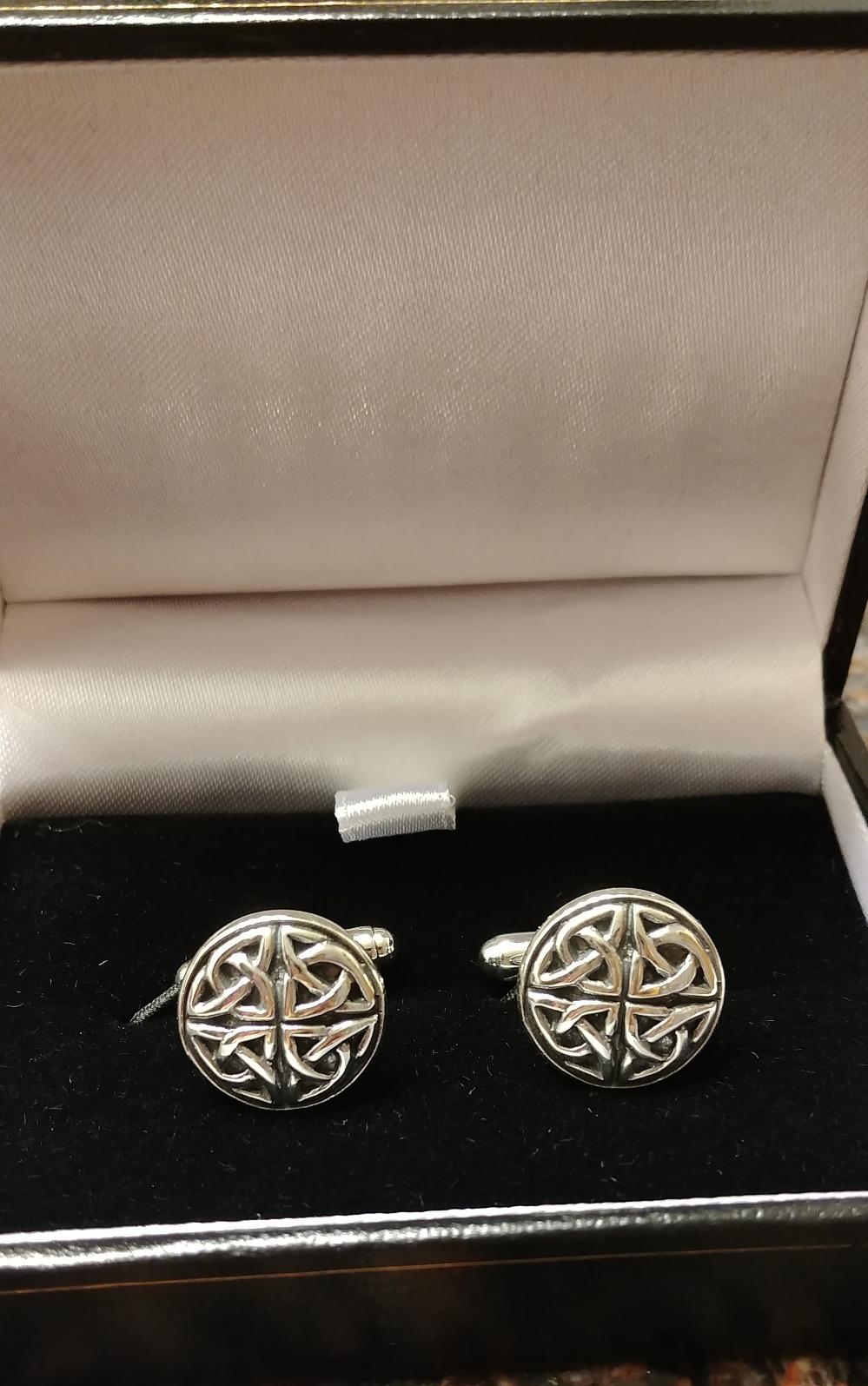 Alexander Castle Men's Cufflinks 925 Sterling Silver Oxidized Celtic - 15mm Round Celtic Trinity Cufflinks with Jewelry Gift Box customer photo 2