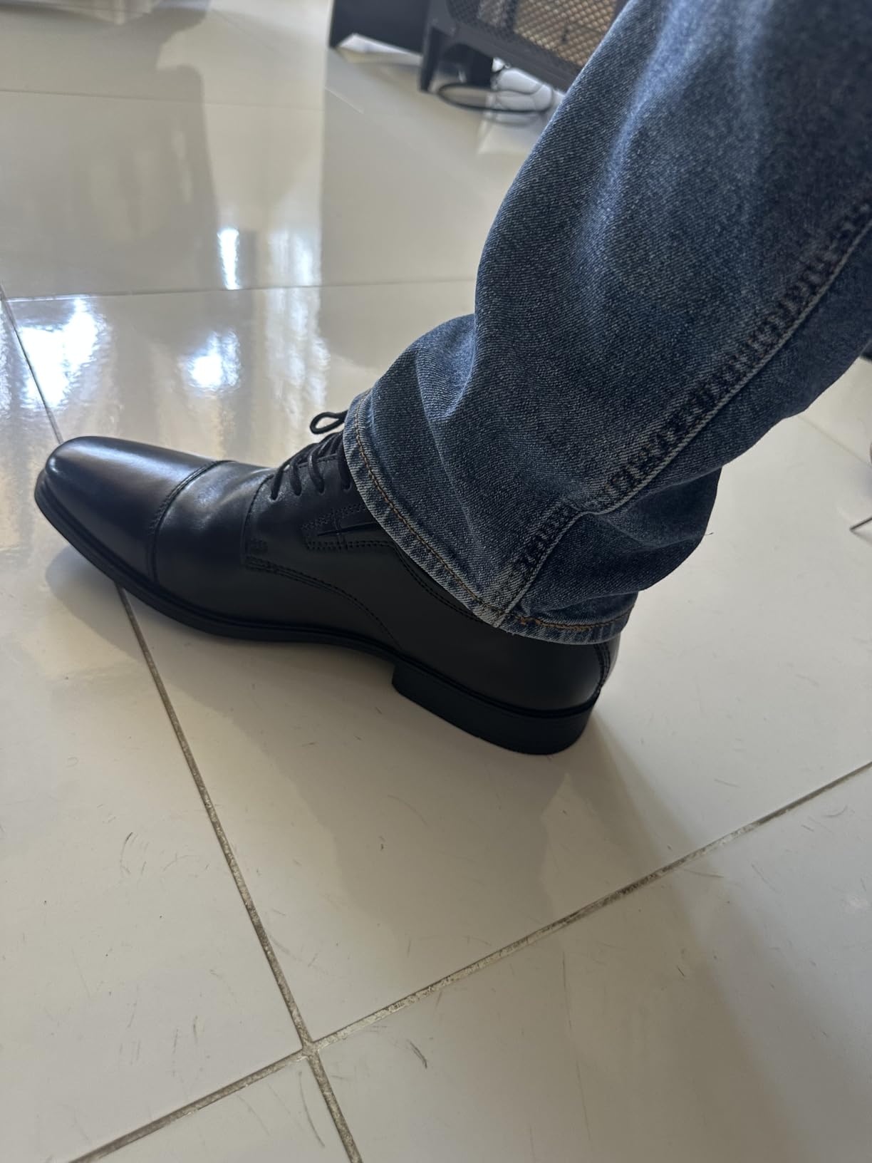 Clarks Men's Tilden Cap Oxford Shoe customer photo 2
