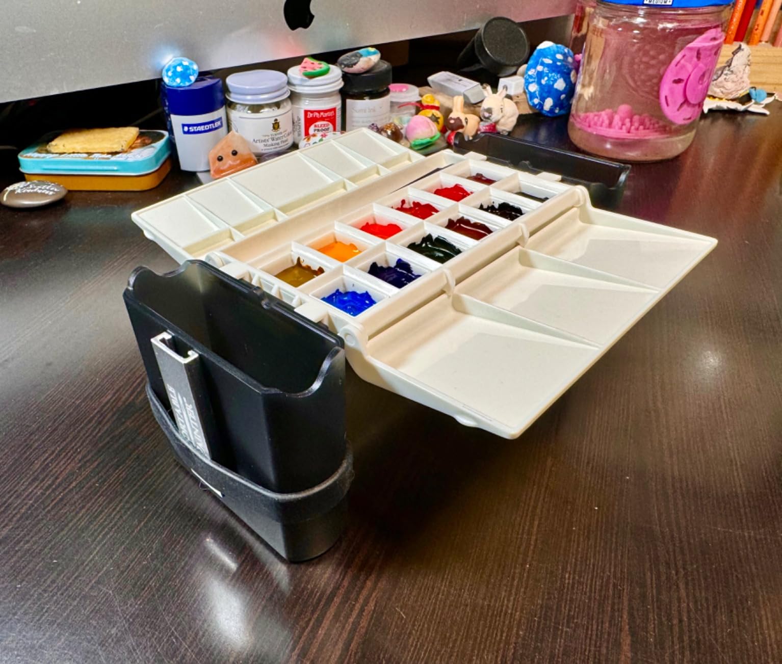 Watercolor Palette by Portable Painter - Ultralight - Travel - Pocket Size - Professional Quality customer photo 2