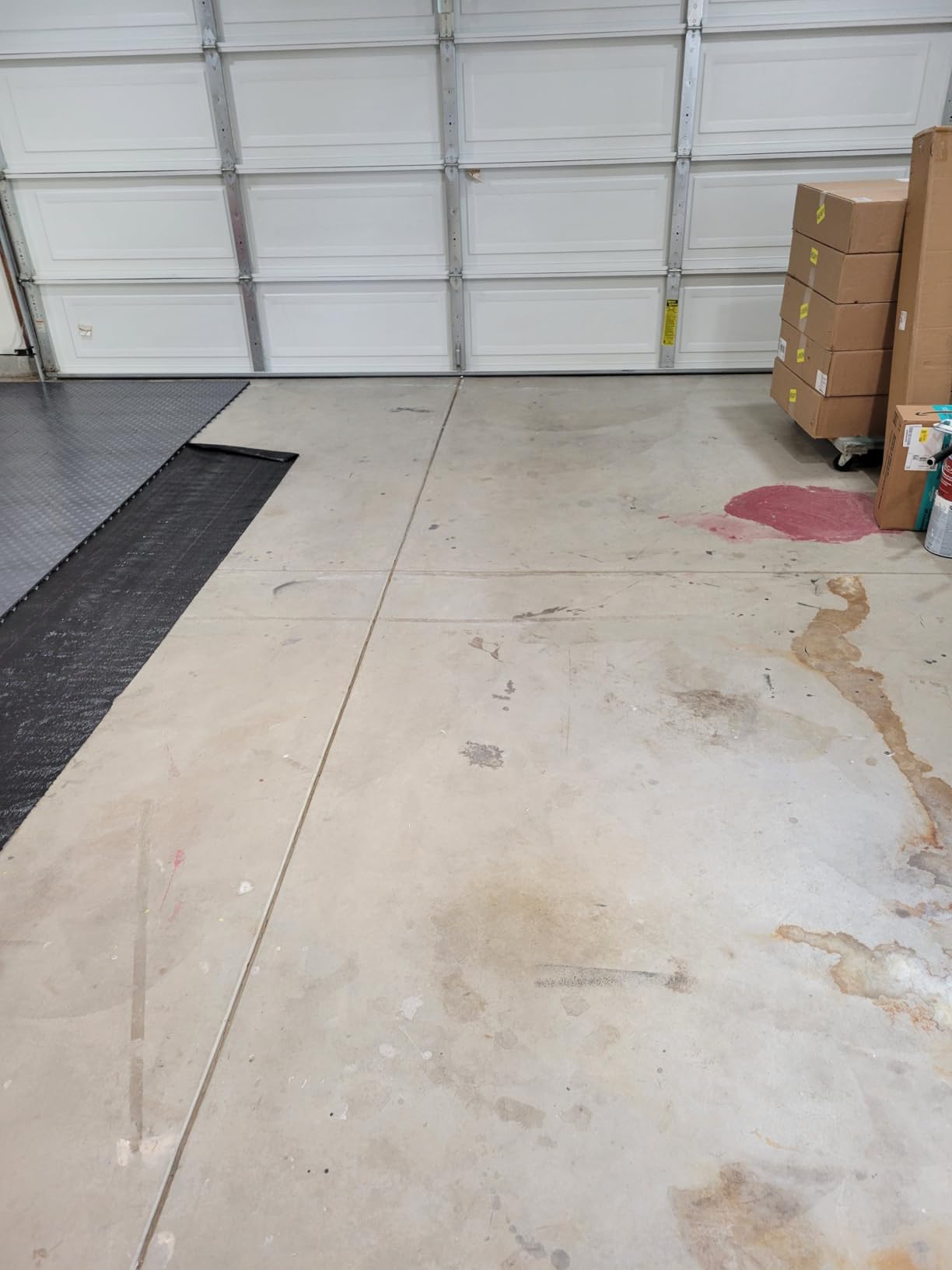 Big Floors GarageTrac Garage Floor Tiles, Interlocking Garage Flooring, Diamond Pattern Non-Slip Heavy-Duty Copolymer Modular Tile, Easy Install (Red, 48 Pack of 12 x 12