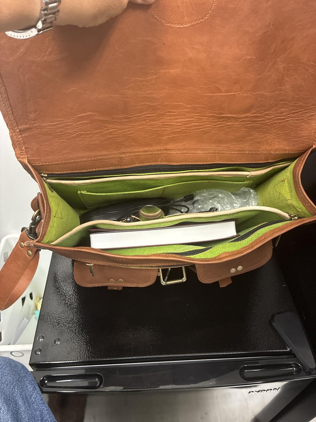 cuero Leather Messenger Bag for Men, 18 Inch Laptop Crossbody, Handmade Leather Shoulder Satchel Bag, Full Grain Business Briefcase for Office/Work/Travel - Vintage Brown customer photo 2