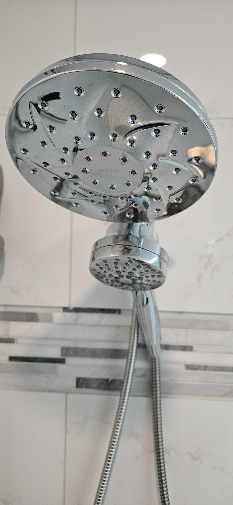 Moen Engage Chrome Magnetix 2-in-1 Combo Rain Showerhead with Detachable Handheld Shower Spray, Featuring Magnetic Docking System, 26009 customer photo 2