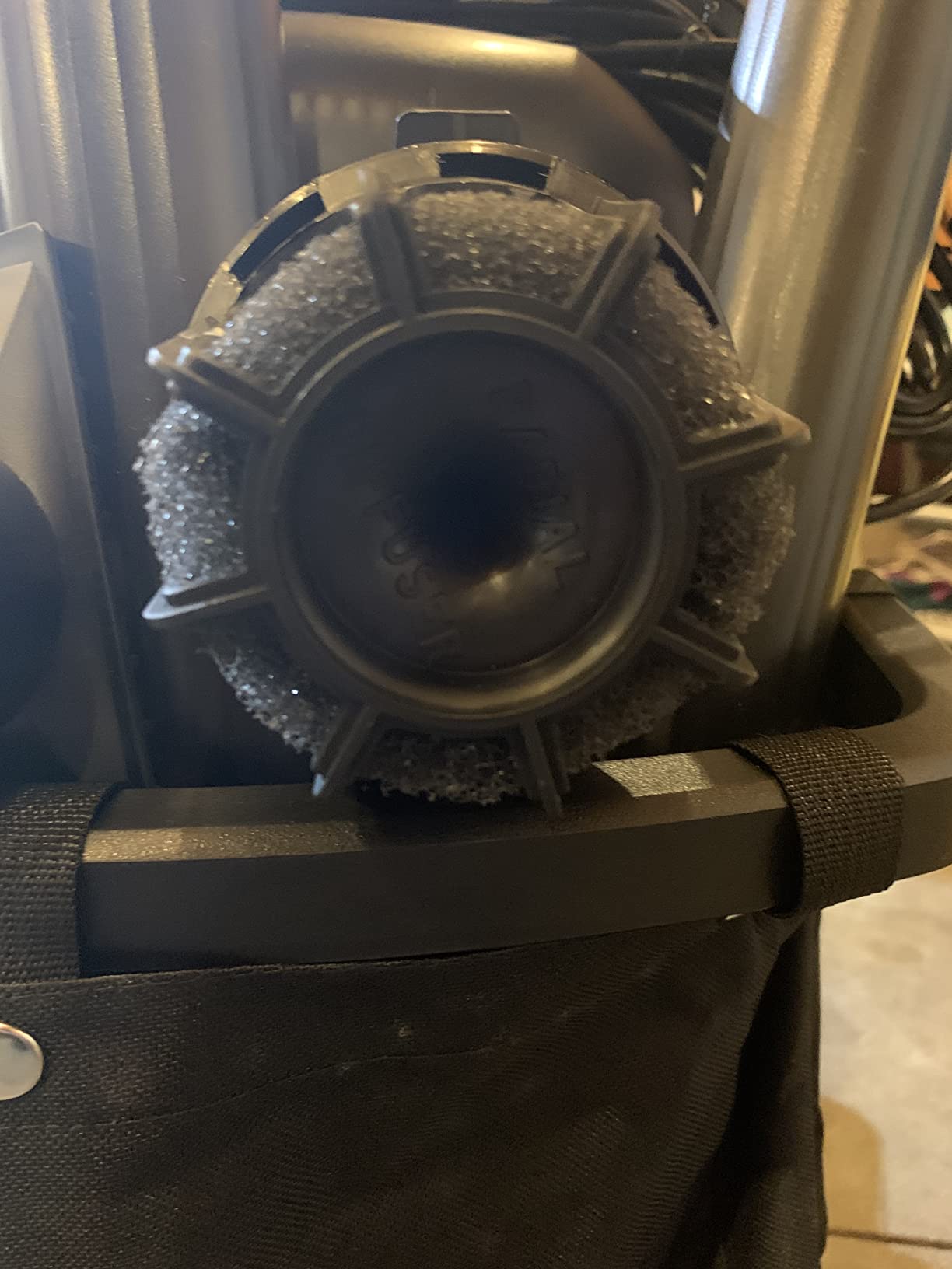 DEWALT 12 Gallon Poly Wet/Dry Vac, 5.5 HP Shop Vacuum for Workshop Jobsite customer photo 2