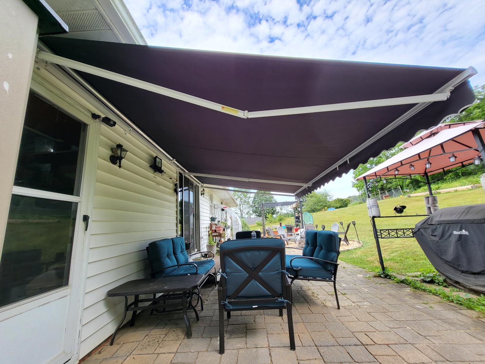 ALEKO Motorized Patio Awning 16x10 feet Electric White Frame Awning Remote Control Motorized & Manual Crank Outdoor Shade Canopy with UV-Resistant Fabric - Caribbean Style Charcoal Gray customer photo 1