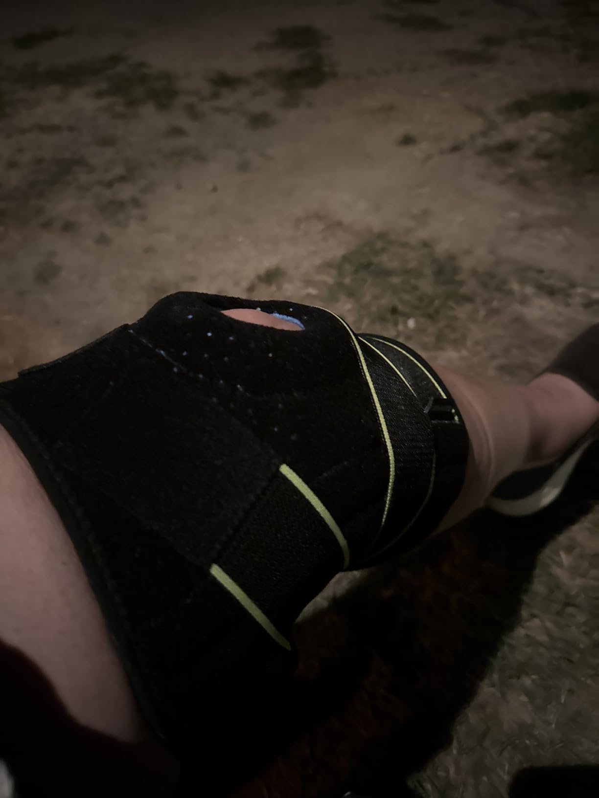 Bodyprox Knee Brace with Side Stabilizers & Patella Gel Pads for Knee Support customer photo 1