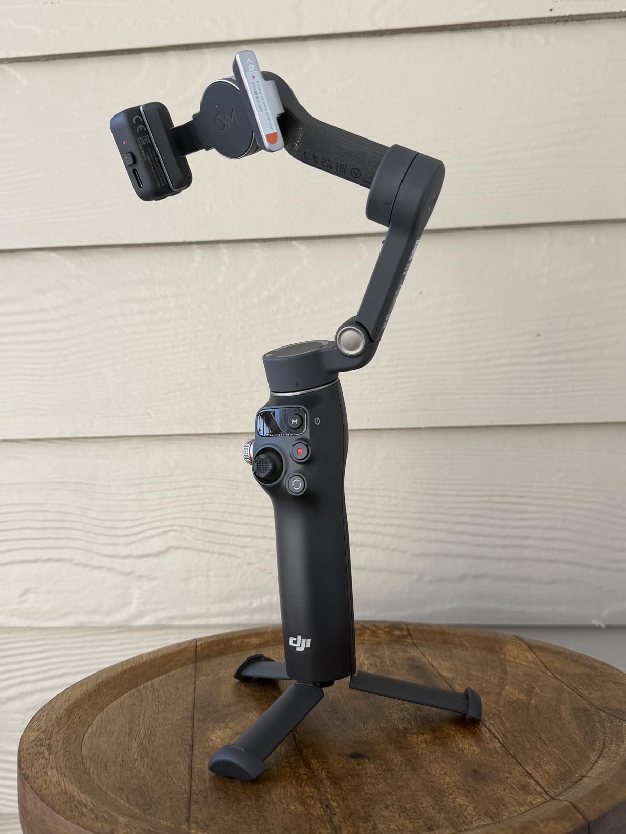 DJI Osmo Mobile 7P Gimbal Stabilizer for iPhone, Android, Native Tracking, Lighting, 3-Axis Phone Gimbal, Quick Launch, One-Tap Edit, Built-in Extension Rod & Tripod customer photo 2
