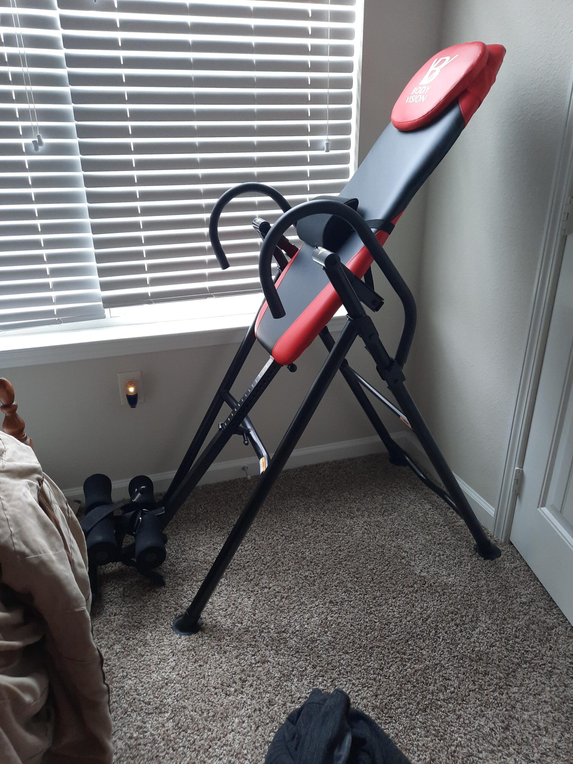 Body Vision IT9550 Deluxe Inversion Table with Adjustable Head Rest & Lumbar Support Pad, Heavy Duty up to 250 lbs, Red customer photo 1