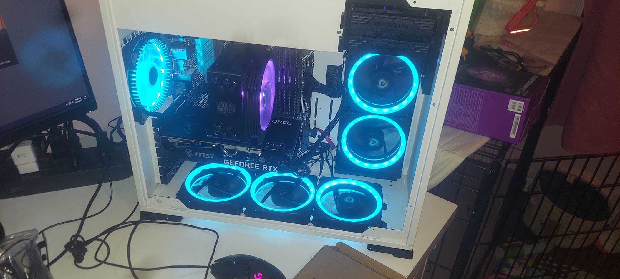 Cooler Master Hyper 212 PRO ARGB CPU Air Cooler - 120mm High Performance PWM Fan, 4 Copper Heat Pipes, Sleek Design Top Cover, Low Noise & Easy Installation, AMD AM5/AM4 & Intel LGA 1851/1700 customer photo 2