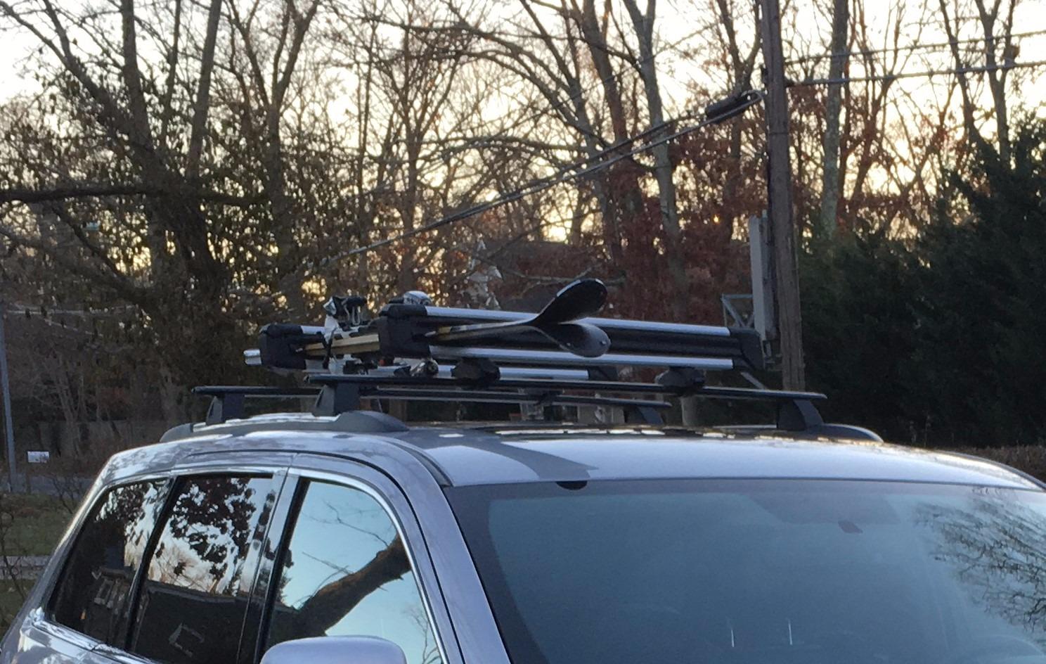Thule SnowPack Ski/Snowboard Rack, Medium (4 Pr/2 Boards), Black customer photo 1
