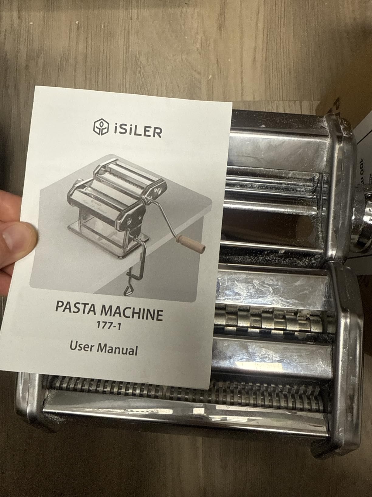 ISILER Pasta Maker, 9 Adjustable Thickness Settings 2-in-1 Pasta Machine with Rollers and Cutter, Noodle Maker for Pasta, Dumpling Skin, Spaghetti, Fettuccini, Lasagna customer photo 1