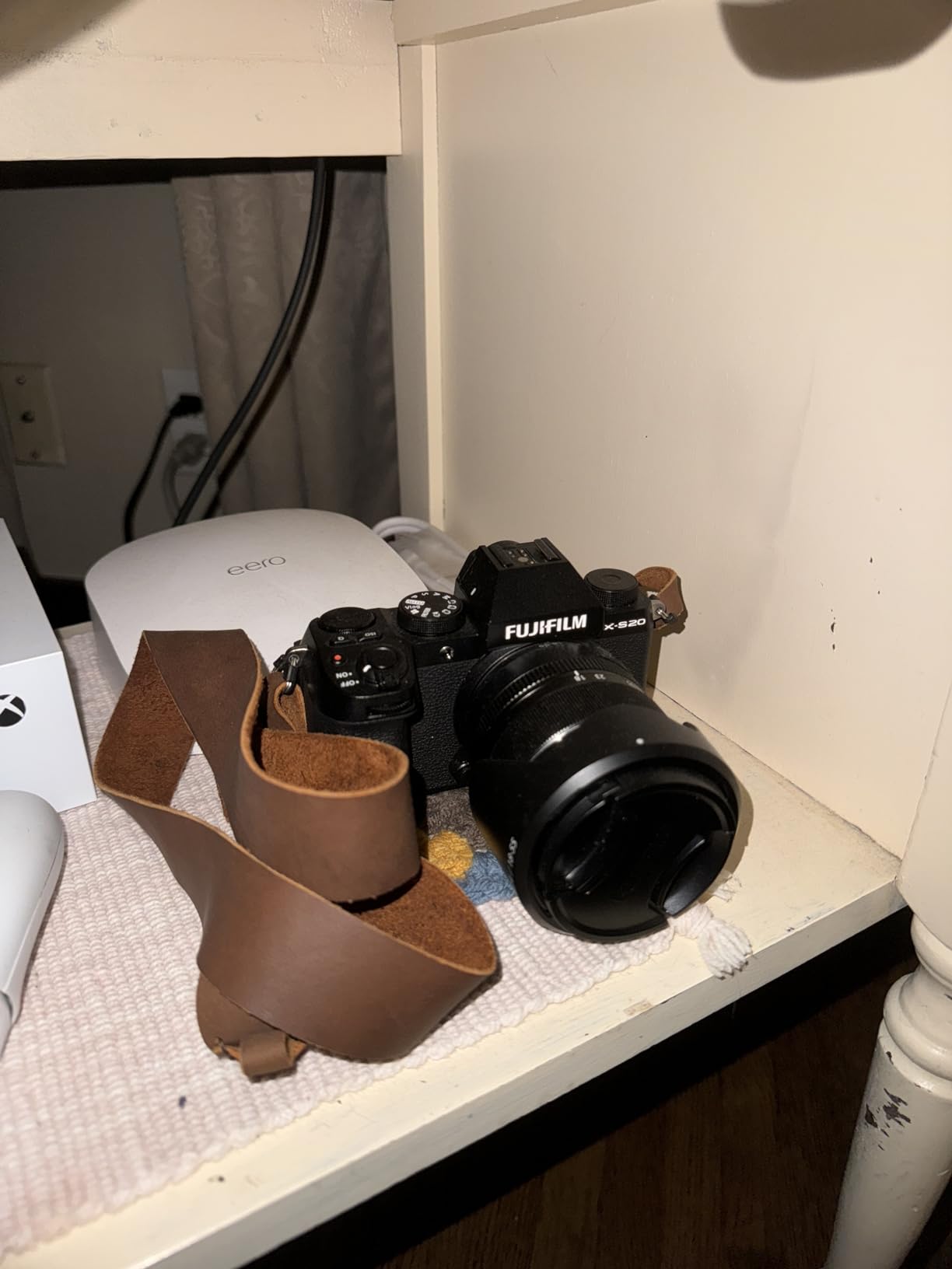hecho. Brown Leather Camera Strap - Handmade & Fair Trade Adjustable Leather Shoulder Strap for Canon, Nikon, Sony, Fujifilm and More customer photo 1