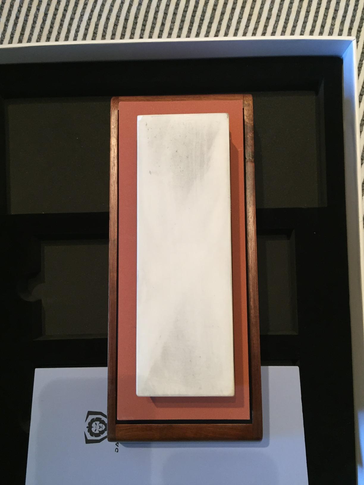 Dalstrong Whetstone Set #1000/#6000 - XL Corundum Sharpening Stones - For Restoring Dull Knives, Maintaining Any Kitchen Blade, Beginner to Pro - Non-Slip Base, Angle Guide, Customer Support customer photo 1