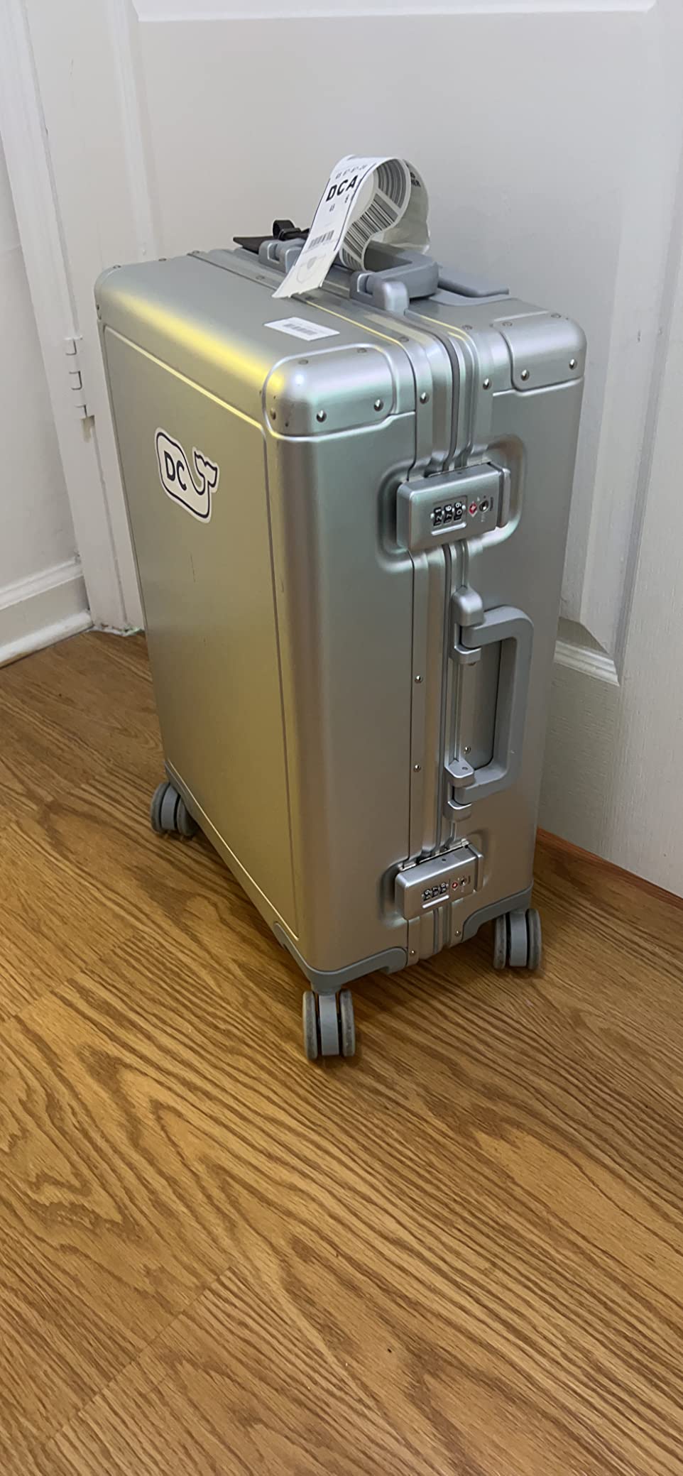 Gibraltar Carry on Luggage, 20 Inch Aluminum Zipperless Luggages Airline Approved, Hardside Suitcase with TSA Lock and Spinner Wheels, Silver customer photo 1