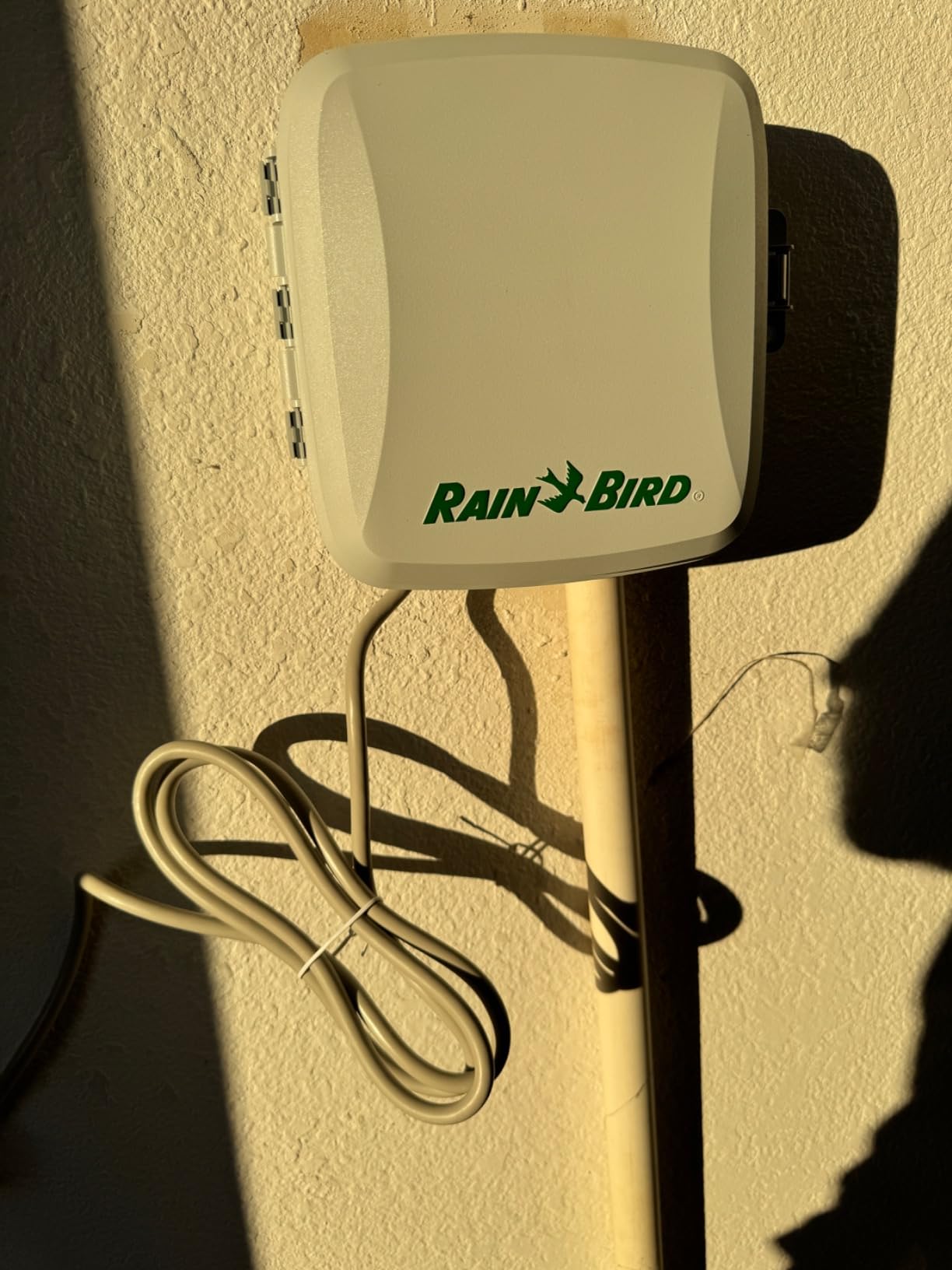 Rain Bird ESP-TM2 Indoor Outdoor Irrigation WiFi Zone Controller with LNK WiFi Module (8 Zone) customer photo 1