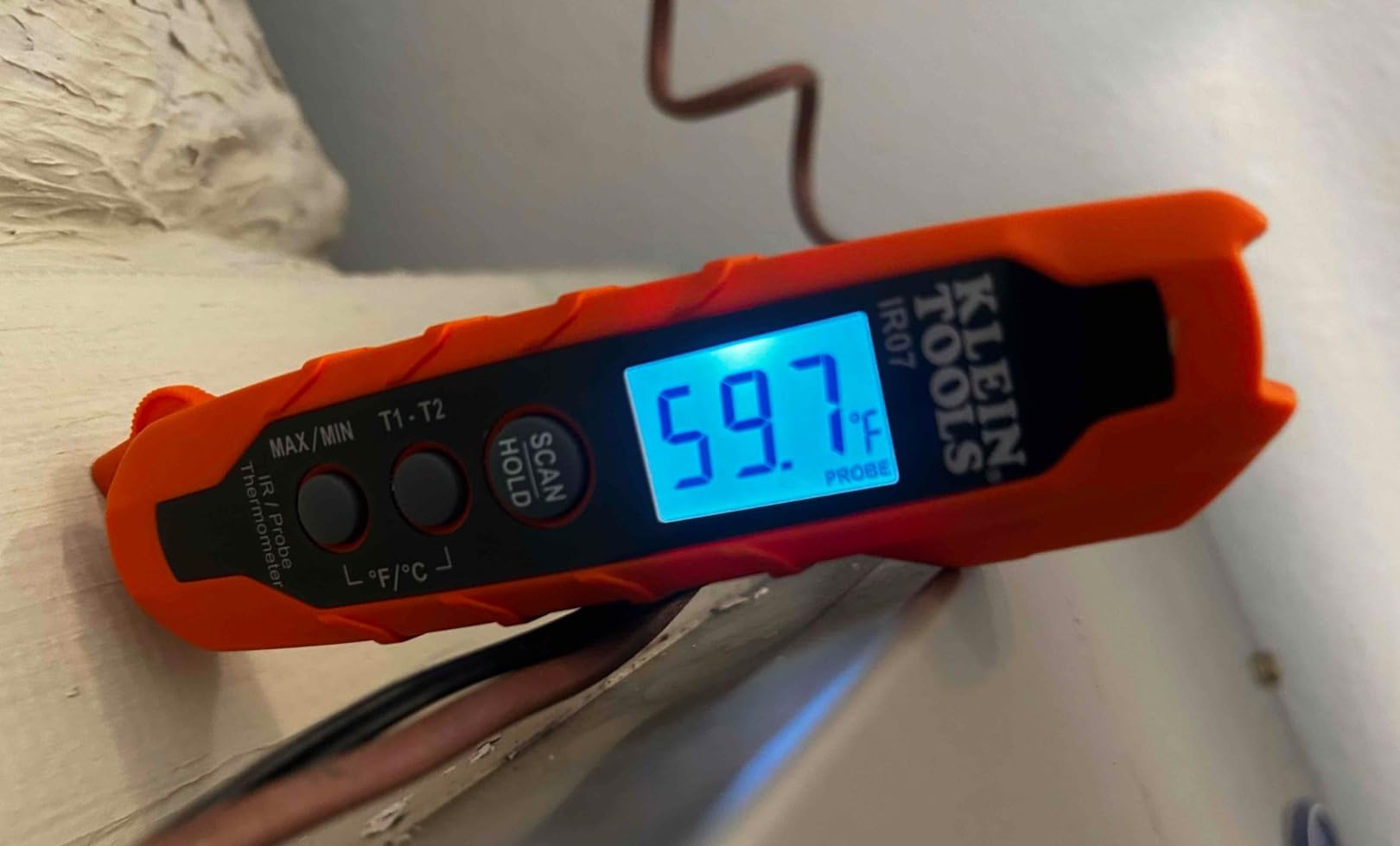 Klein Tools IR07 Dual Infrared (IR) and Probe Pocket Size LCD Digital Thermometer customer photo 1